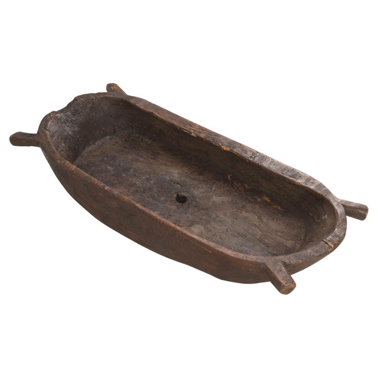 Antike europäische Teigschüssel aus Holz, Futterschale oder Schlachttrog mit wunderschöner Patina im Angebot bei 1stDibs Deutschland