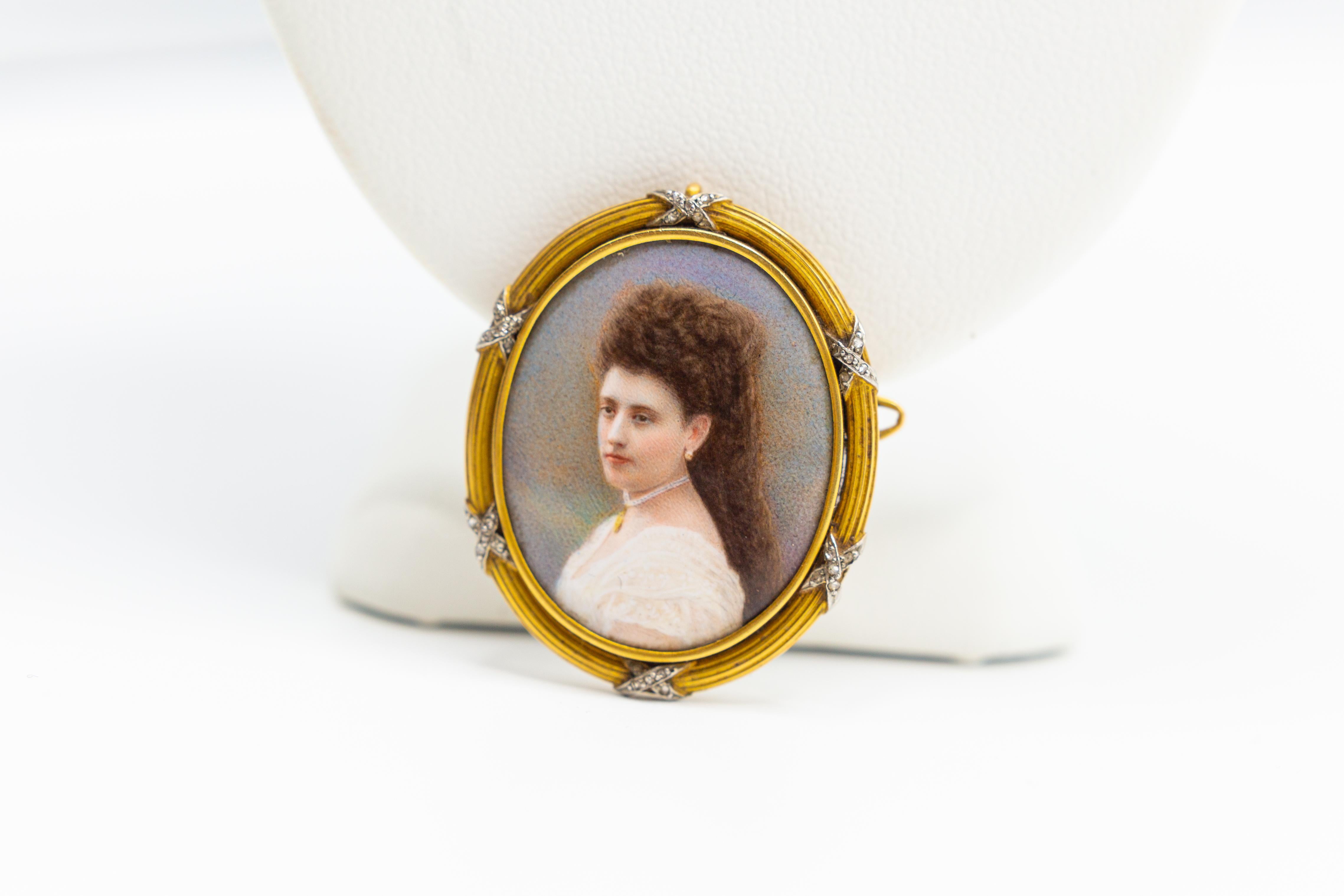 Antique exceptional high-quality miniature portrait painting with jewel frame brooch. This is the finer miniature painting we have seen. For collectors of miniature portraits, this exceptional portrait miniature on the mother of pearl is in