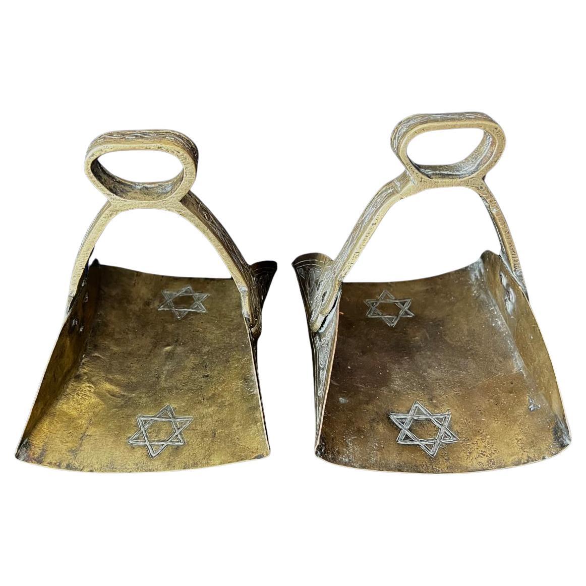 Étriers judaïques anciens exceptionnels avec étoile de David Empire ottoman en vente