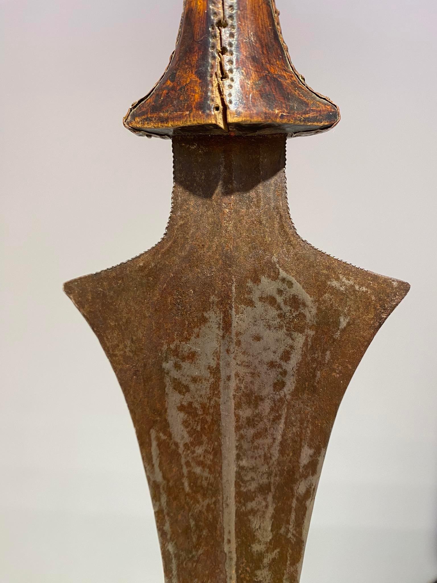 Couteau ancien exceptionnel de la tribu Tetela Kasai du Congo, vers 1880-190 en vente 8