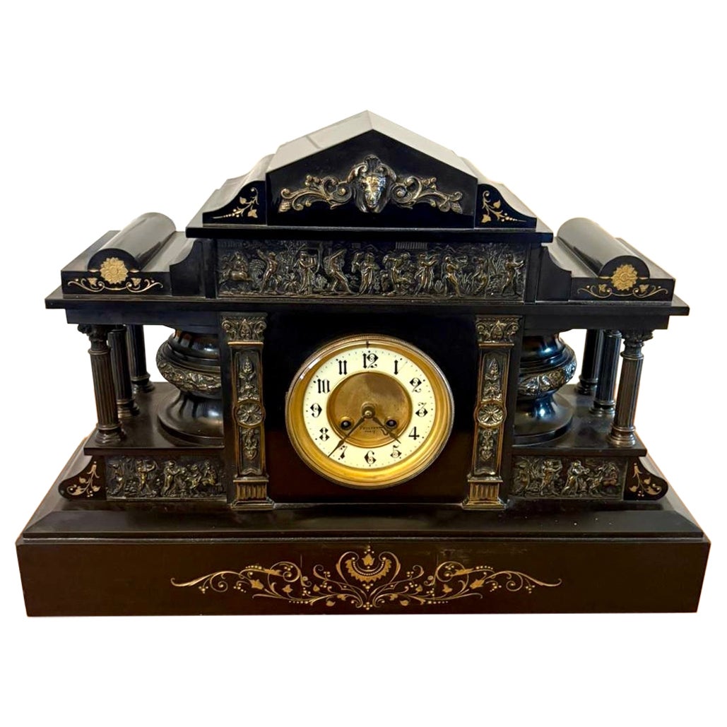 Antiquité Exceptionnelle Grande Horloge de Cheminée Victorienne en Marbre par Philippes Paris en vente