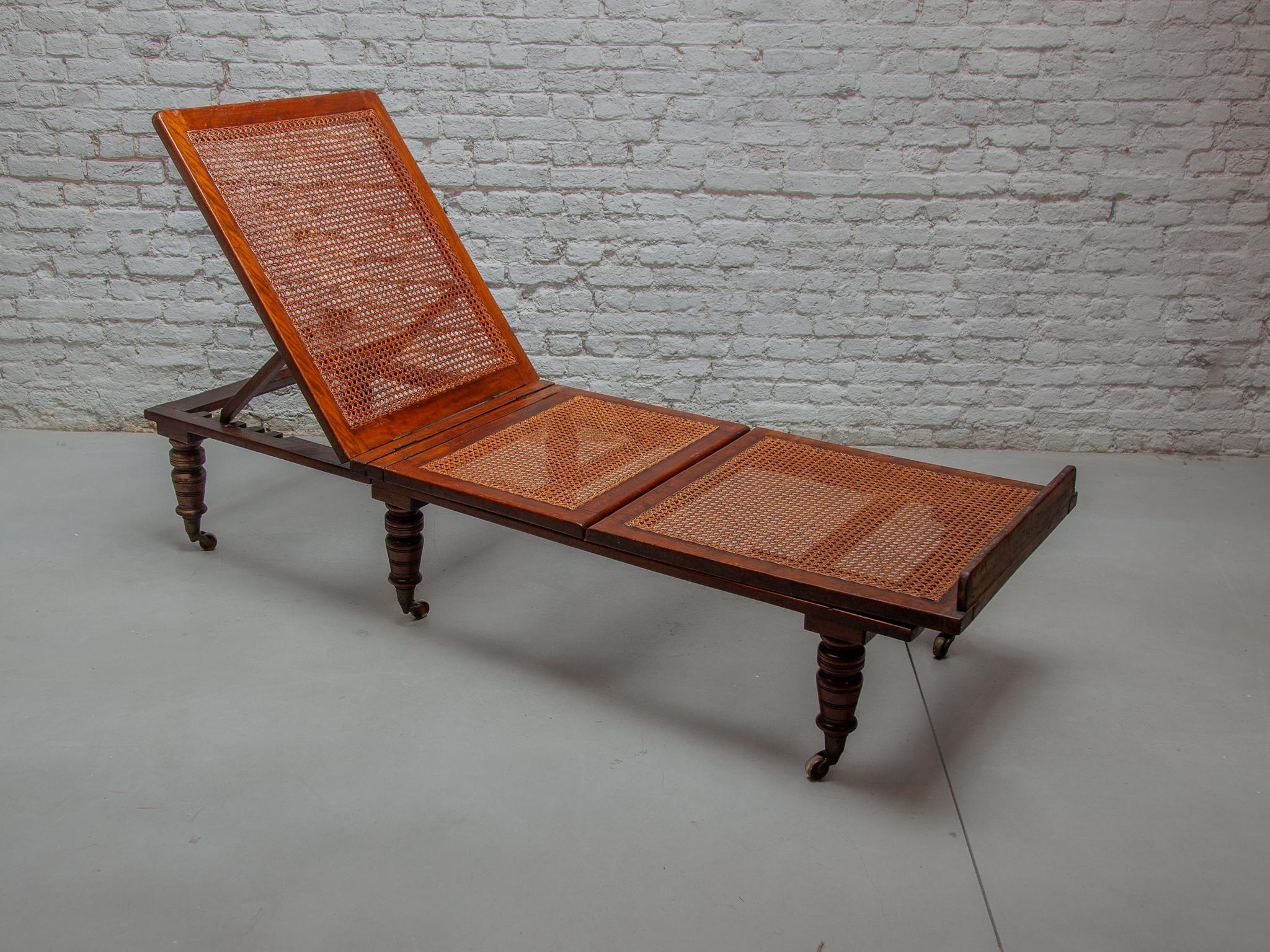Antikes exotisches klappbares und verstellbares Tagesbett „British Campaign Furniture“ London im Angebot 6