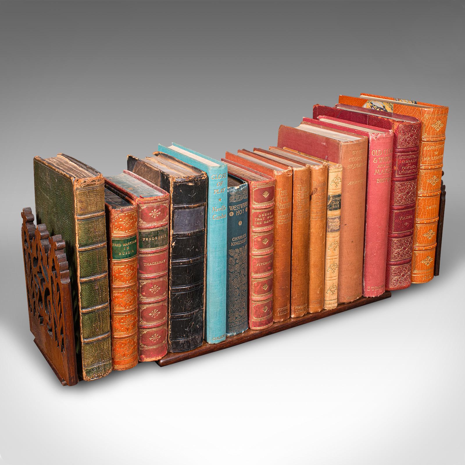 Slide Antique, Anglais, Rest de romans, Bibliothèque de maison, Victorien, 1880 en vente 4