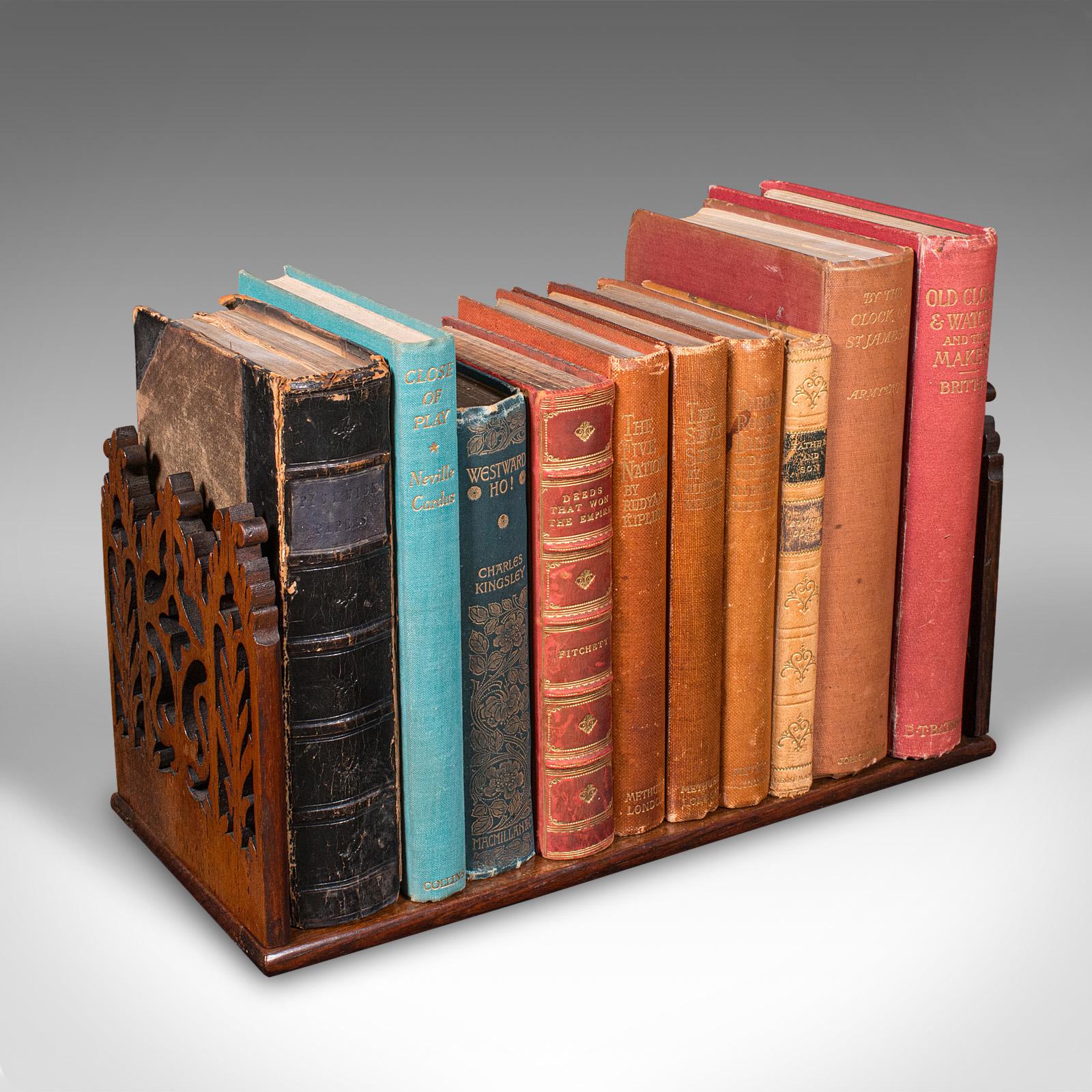 Slide Antique, Anglais, Rest de romans, Bibliothèque de maison, Victorien, 1880 en vente 3
