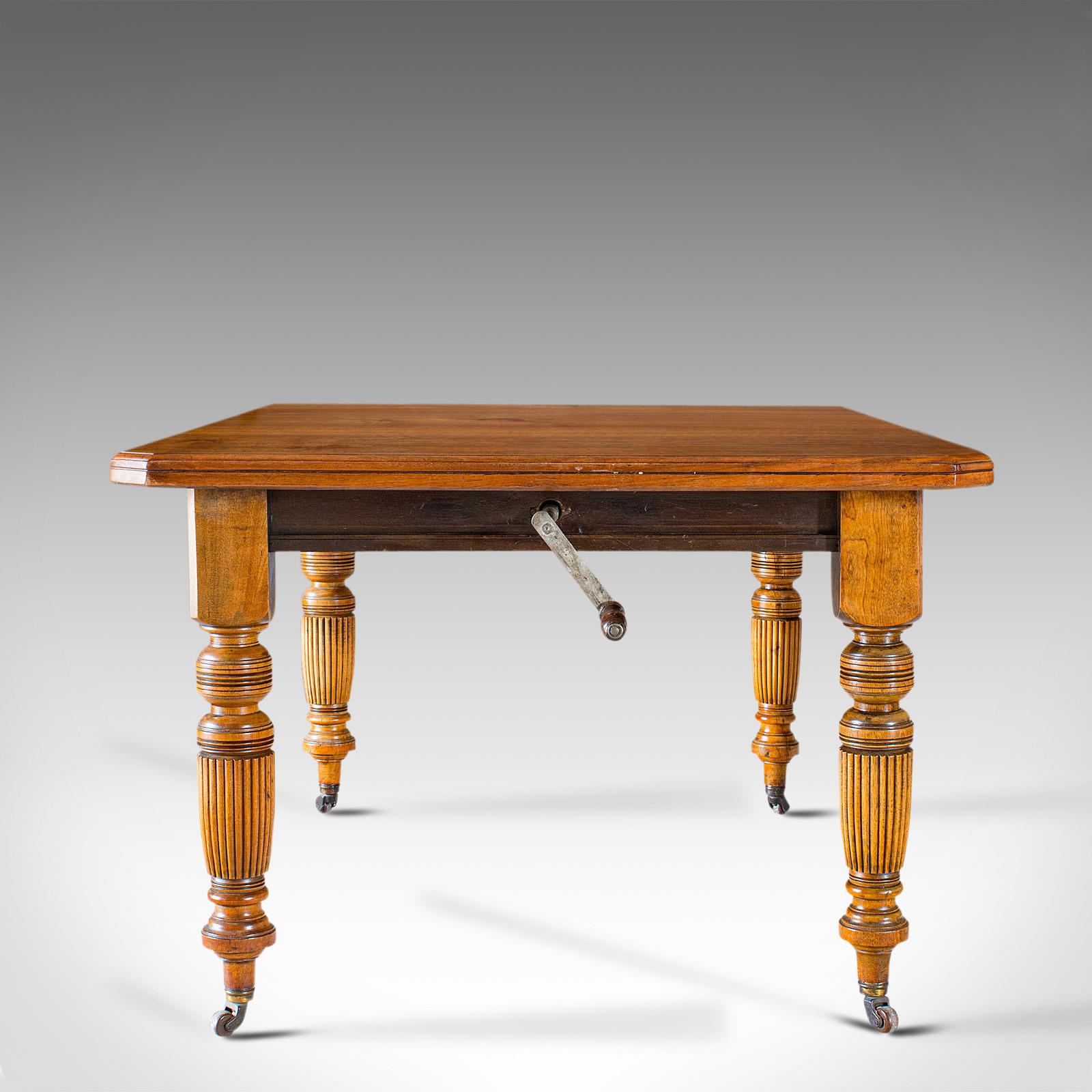 Antique Extending Dining Table, English, Walnut, Seats 4-6, Victorian, 1890 In Good Condition In Hele, Devon, GB