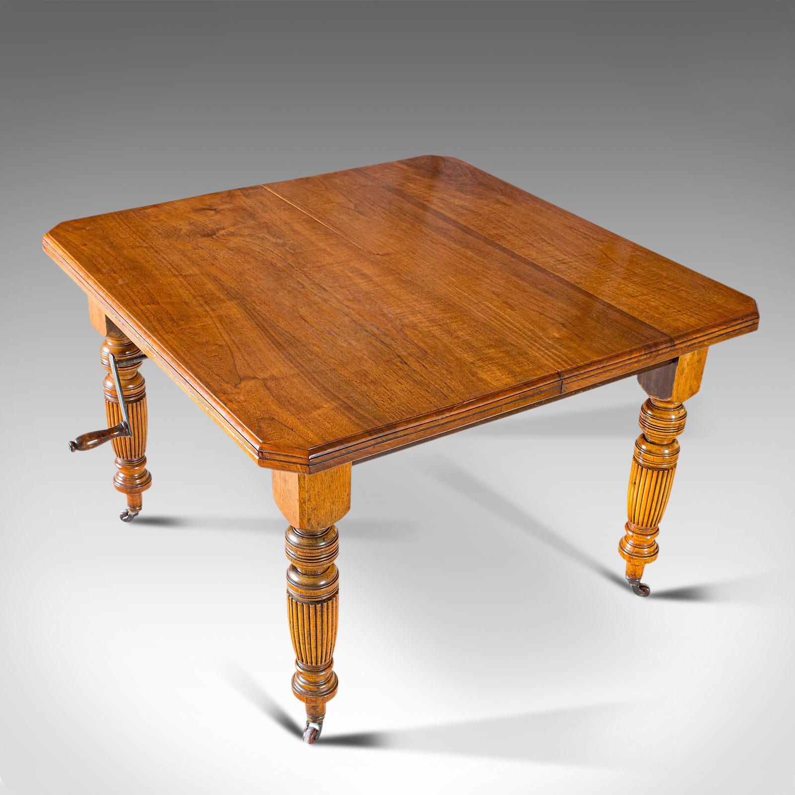 Antique Extending Dining Table, English, Walnut, Seats 4-6, Victorian, 1890 3