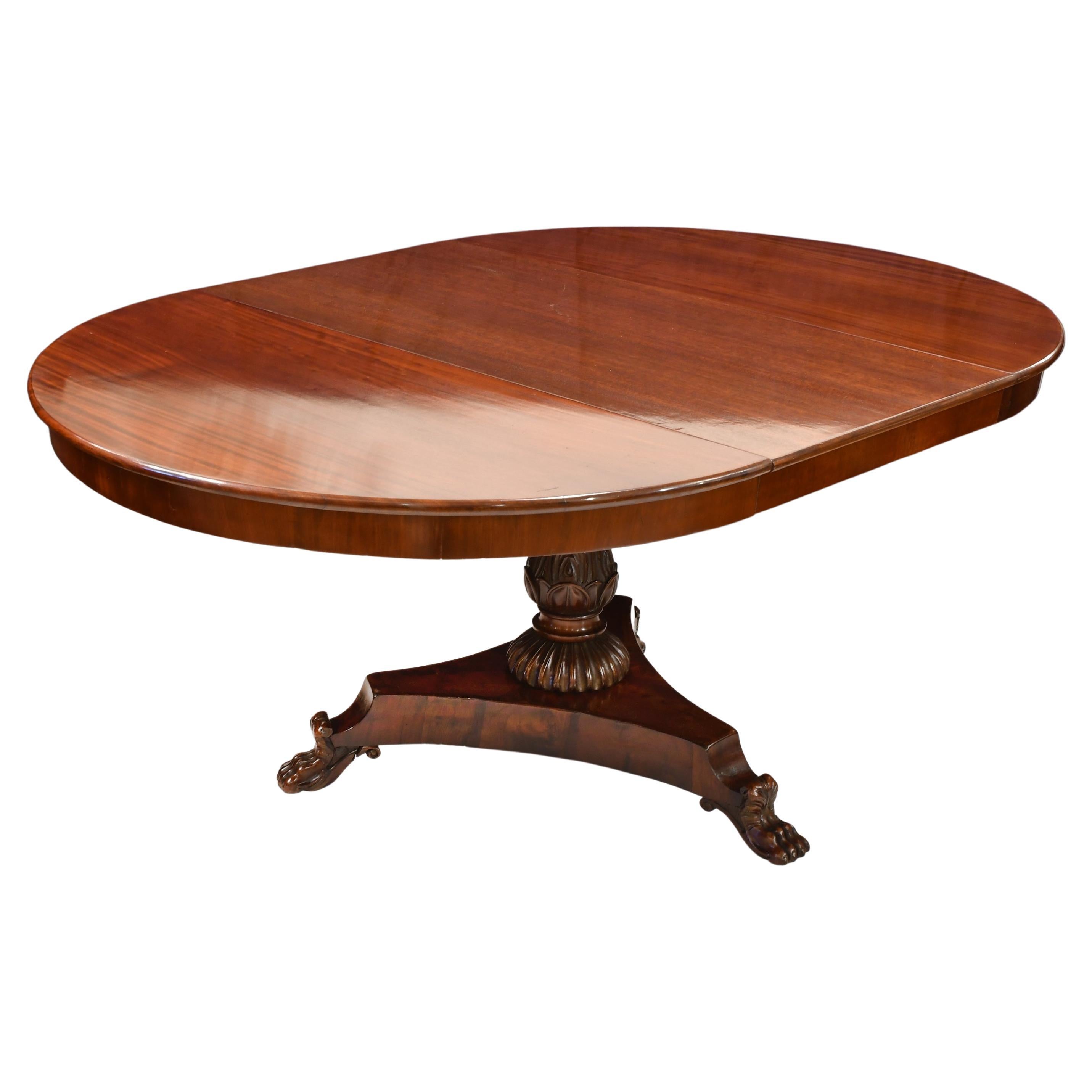 Antique Extension Center Pedestal Dining Table, Opens from 4' Round to 14' long In Good Condition In Miami, FL