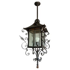 Antique lanterne d'entrée extra large en fer forgé et verre, vers 1890