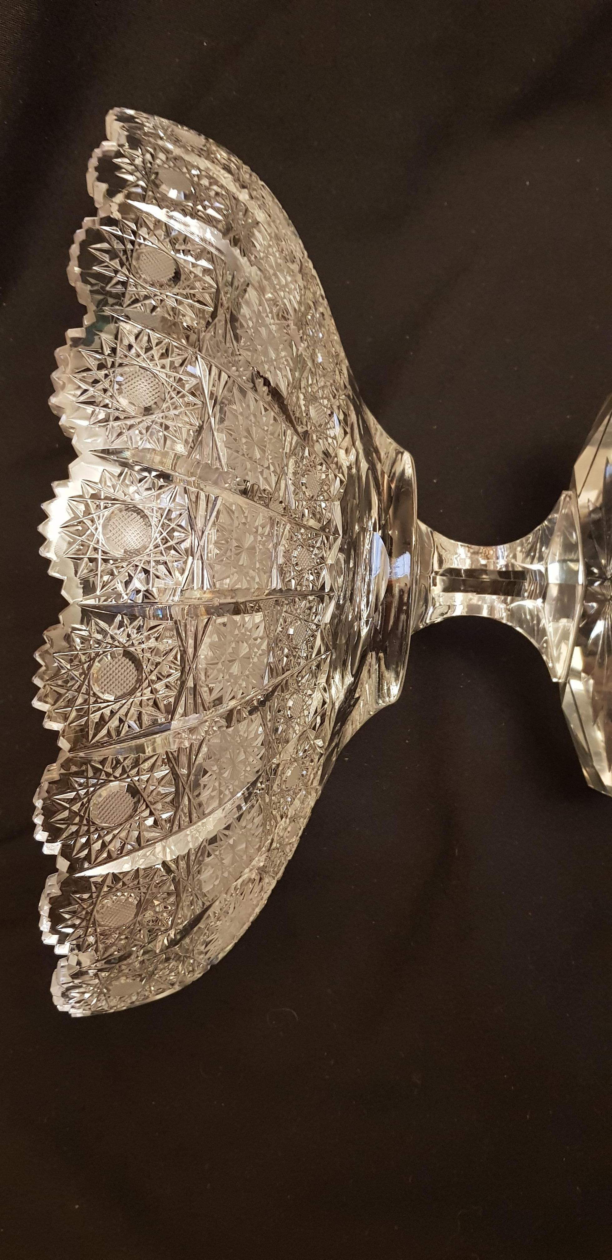 Antique Extralarge American Brilliant Cut Crystal Bowl For Sale 1