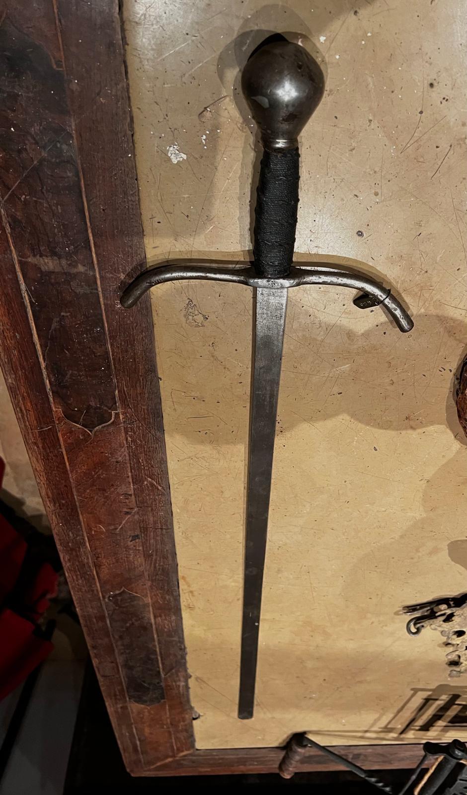 Renaissance Antique Extremely Rare 16th Century German Executioner’s Sword- “Richtschwert” en vente