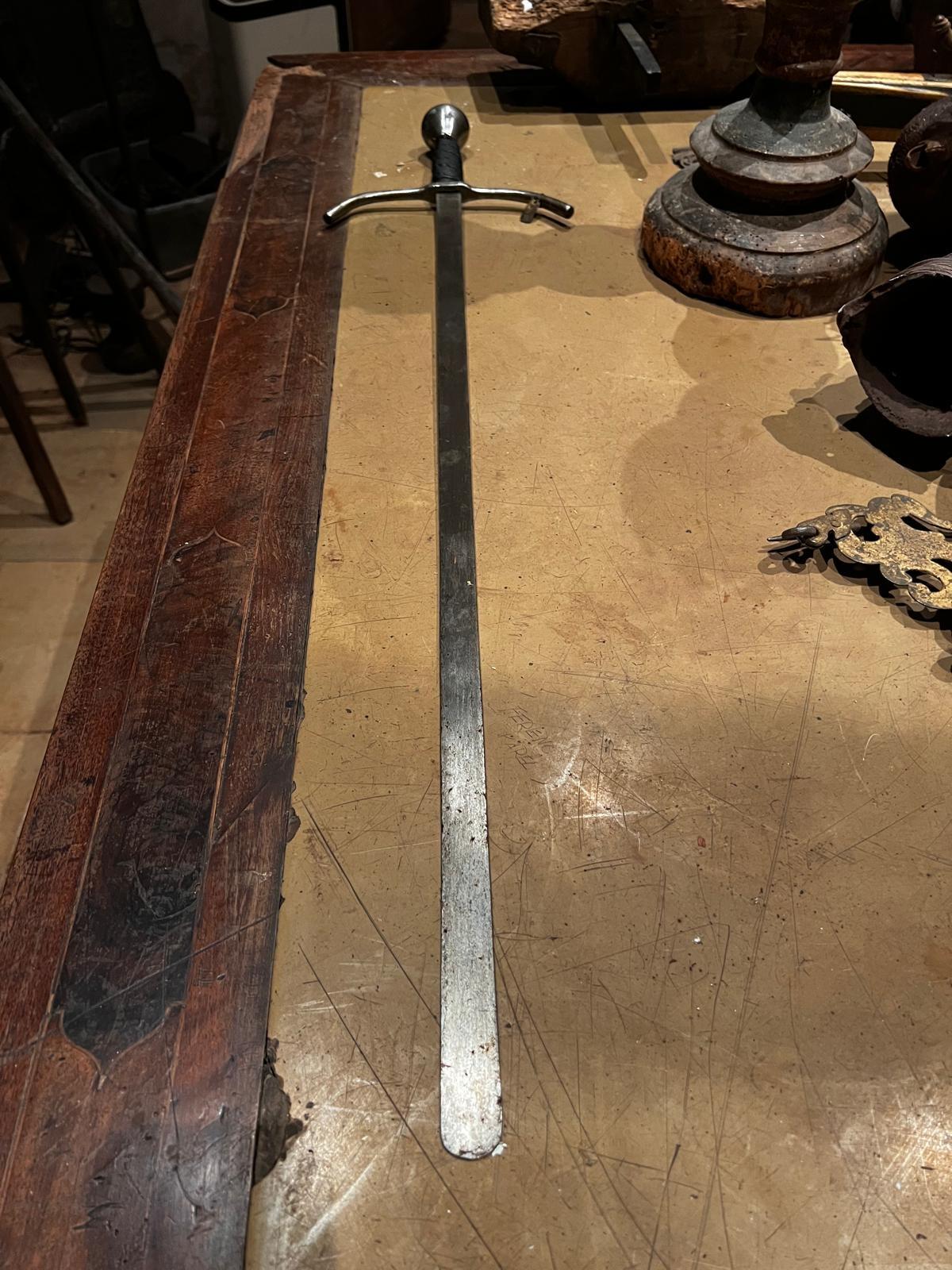 Antique Extremely Rare 16th Century German Executioner’s Sword- “Richtschwert” Bon état - En vente à Doha, QA