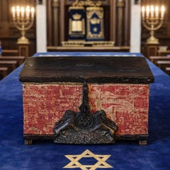 Antique Extremely Rare Judaica Tzedakah Synagoge Charity Box 16th Century
