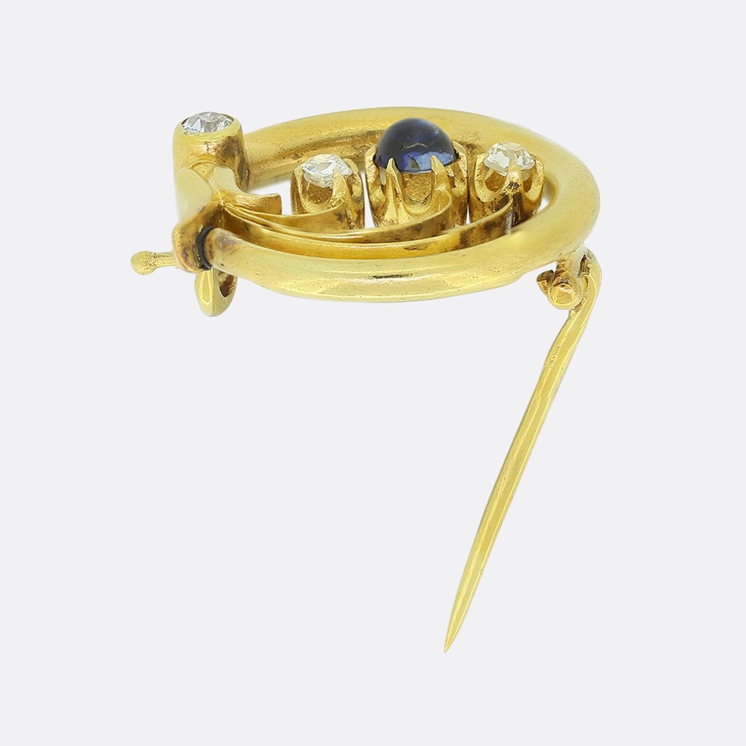 fabrochet brooch