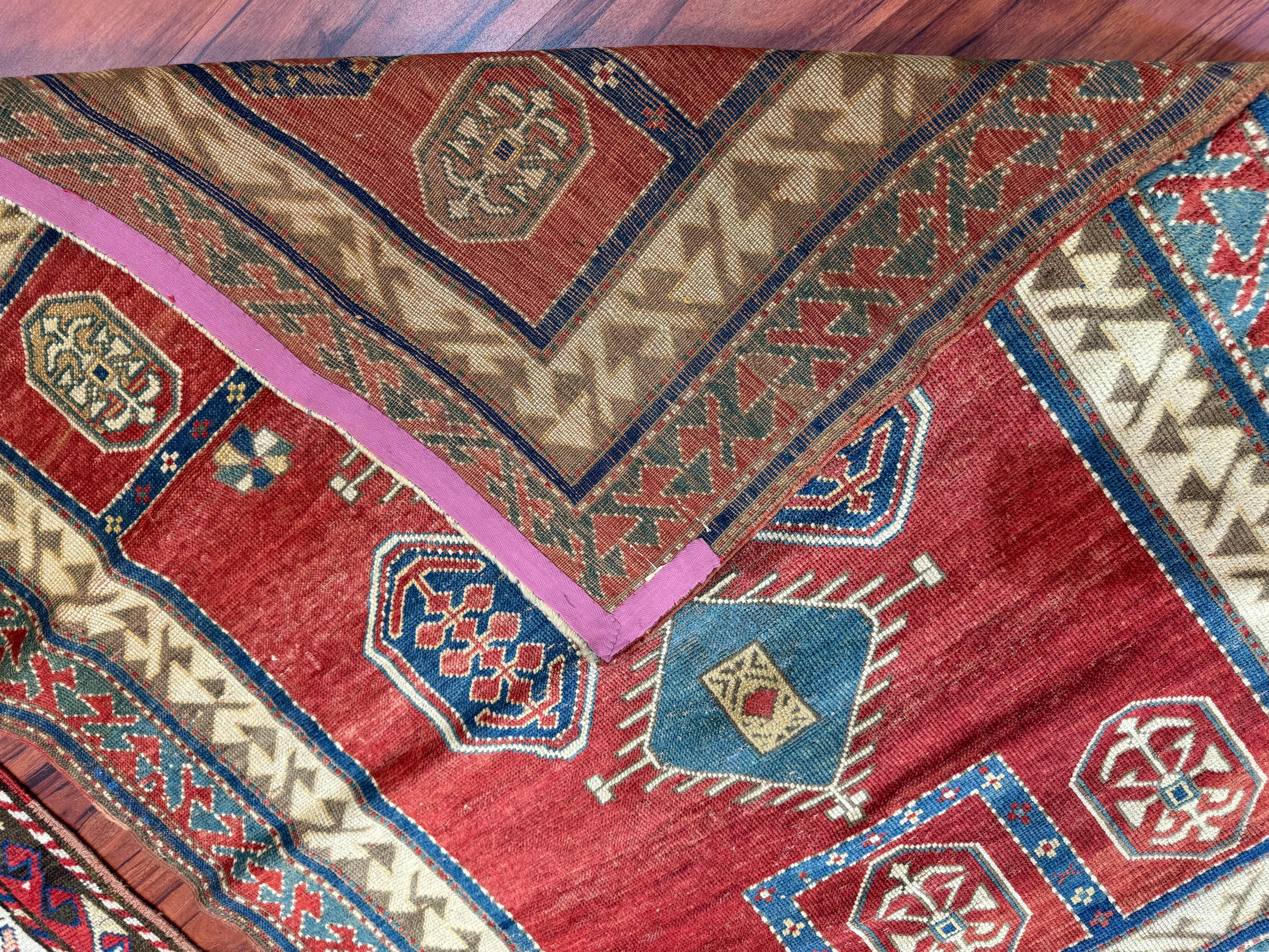 Antiker Fachralo-Kazak-Teppich im Angebot 6