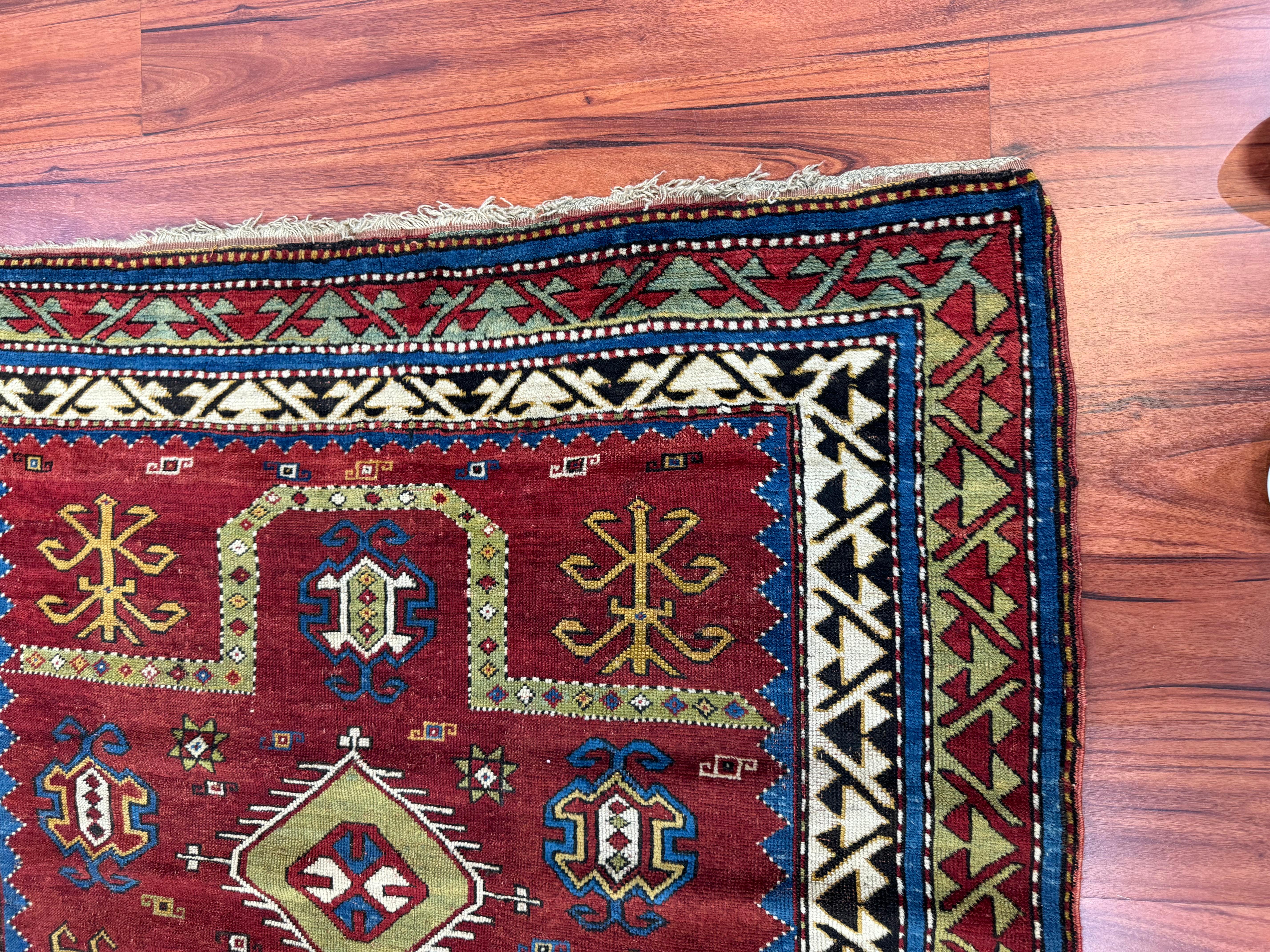Antiker Fachralo-Kazak-Teppich  (Wolle) im Angebot