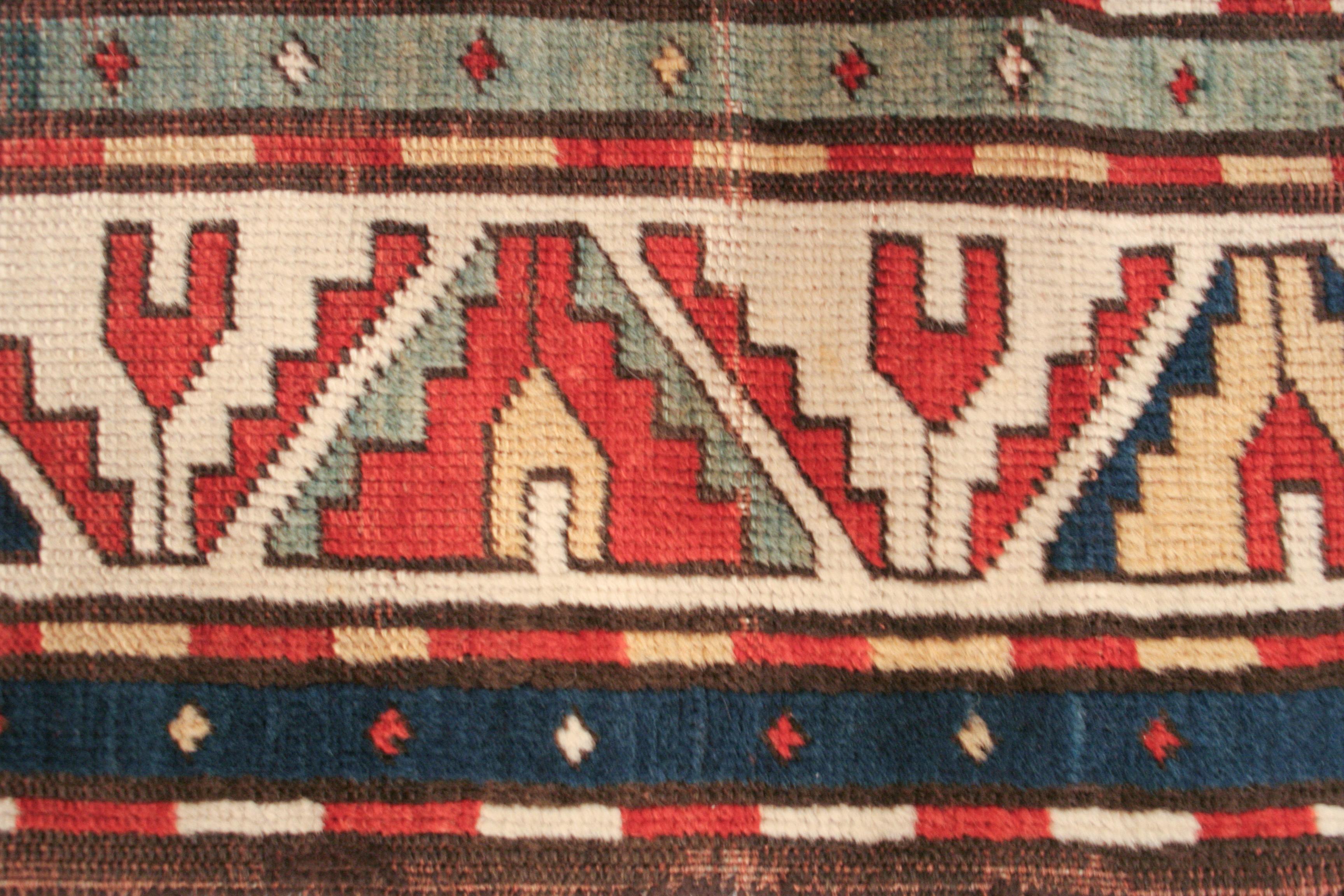 XIX secolo Antico tappeto Kazak Fachralo con dispositivi esagonali e uccelli in vendita