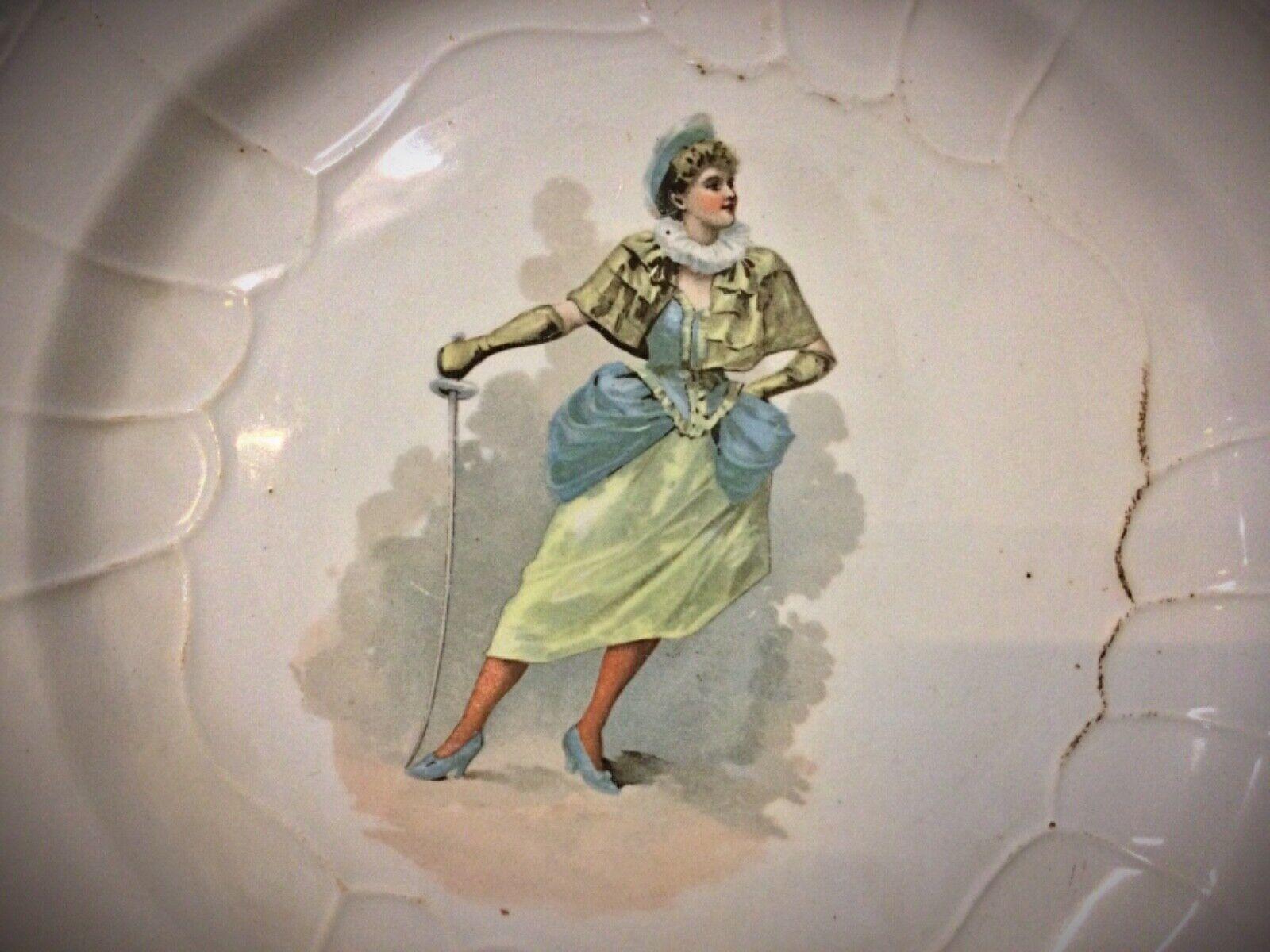 Français Assiette ancienne en faïence du 20e siècle ou plus ancienne, design Hamage Nord, 2Y12 en vente