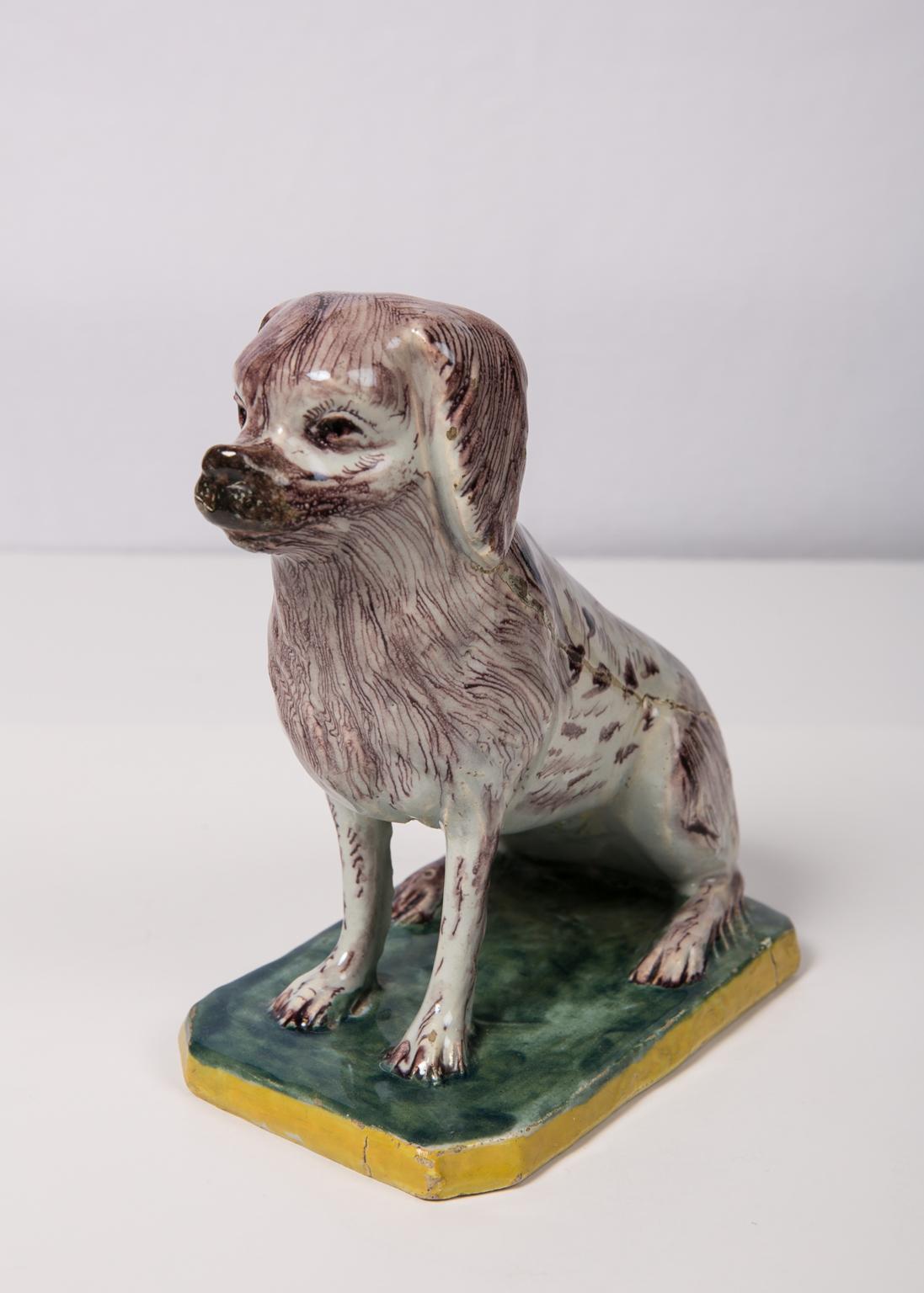 chien faience ancien