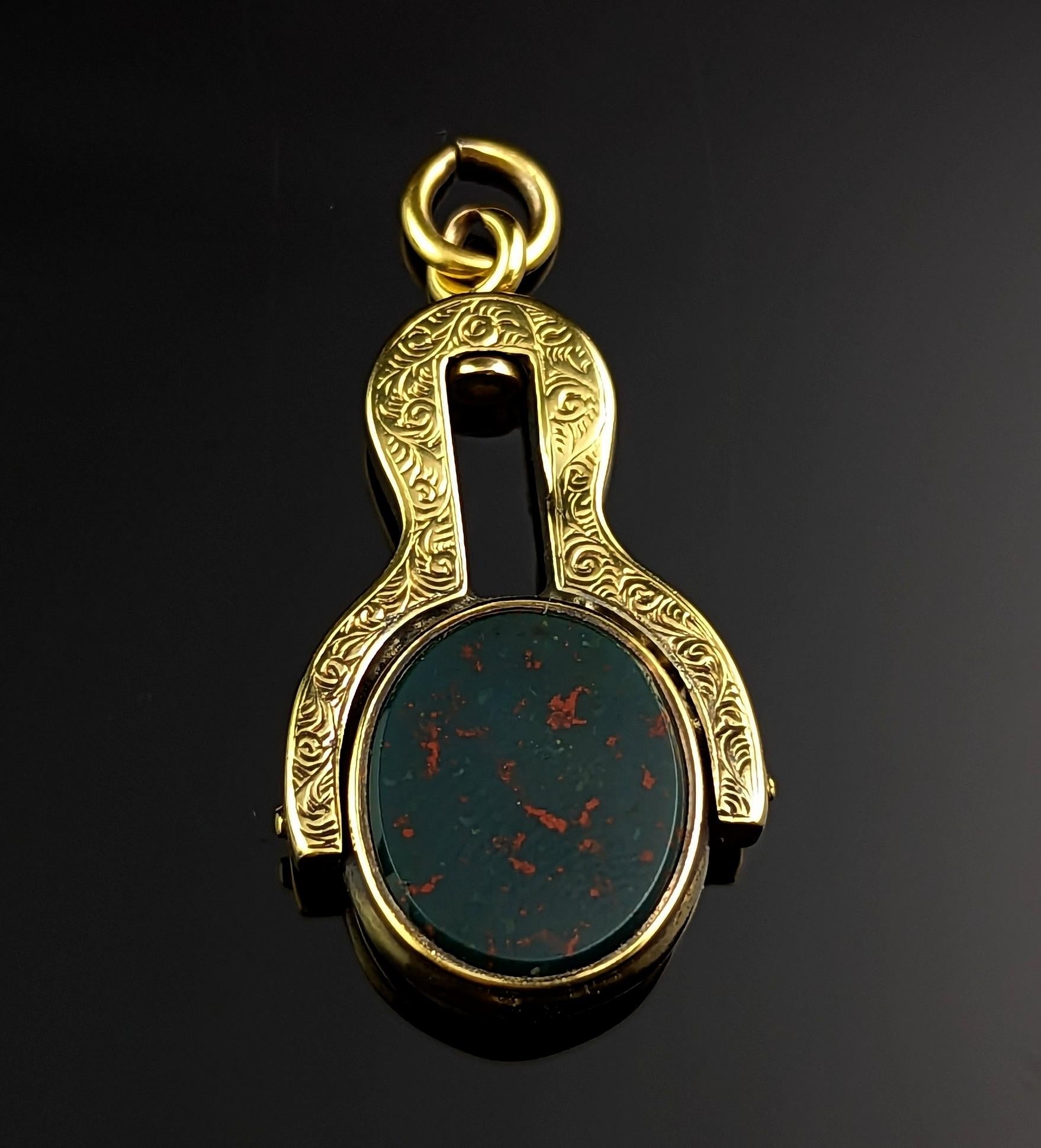 Antique Faith and Hope seal fob pendant, 9k gold, Sardonyx and Bloodstone  For Sale 1