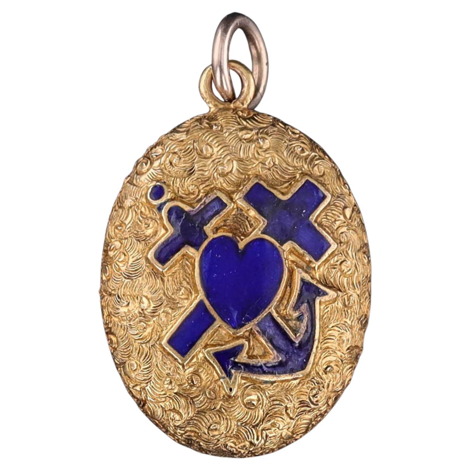 Antiguo Relicario Fe, Esperanza y Caridad de Oro de 14k
