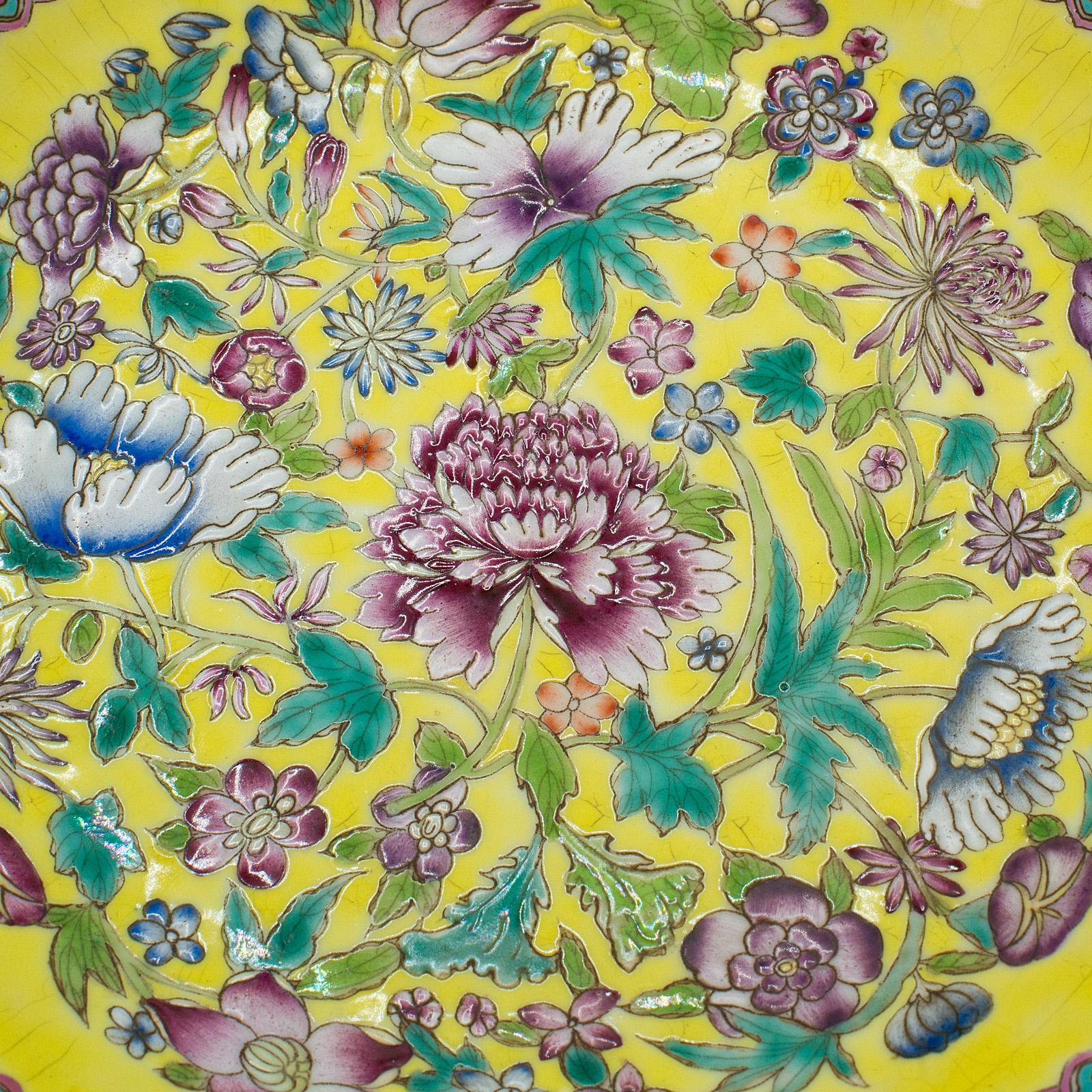 Ceramic Antique Famille Jaune Decorative Dish, Chinese, Display Plate, Qing, Victorian For Sale