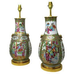 Antike antike Famille Rose Medaillon Kanton chinesische Goldbronze-Tischlampen Paar 