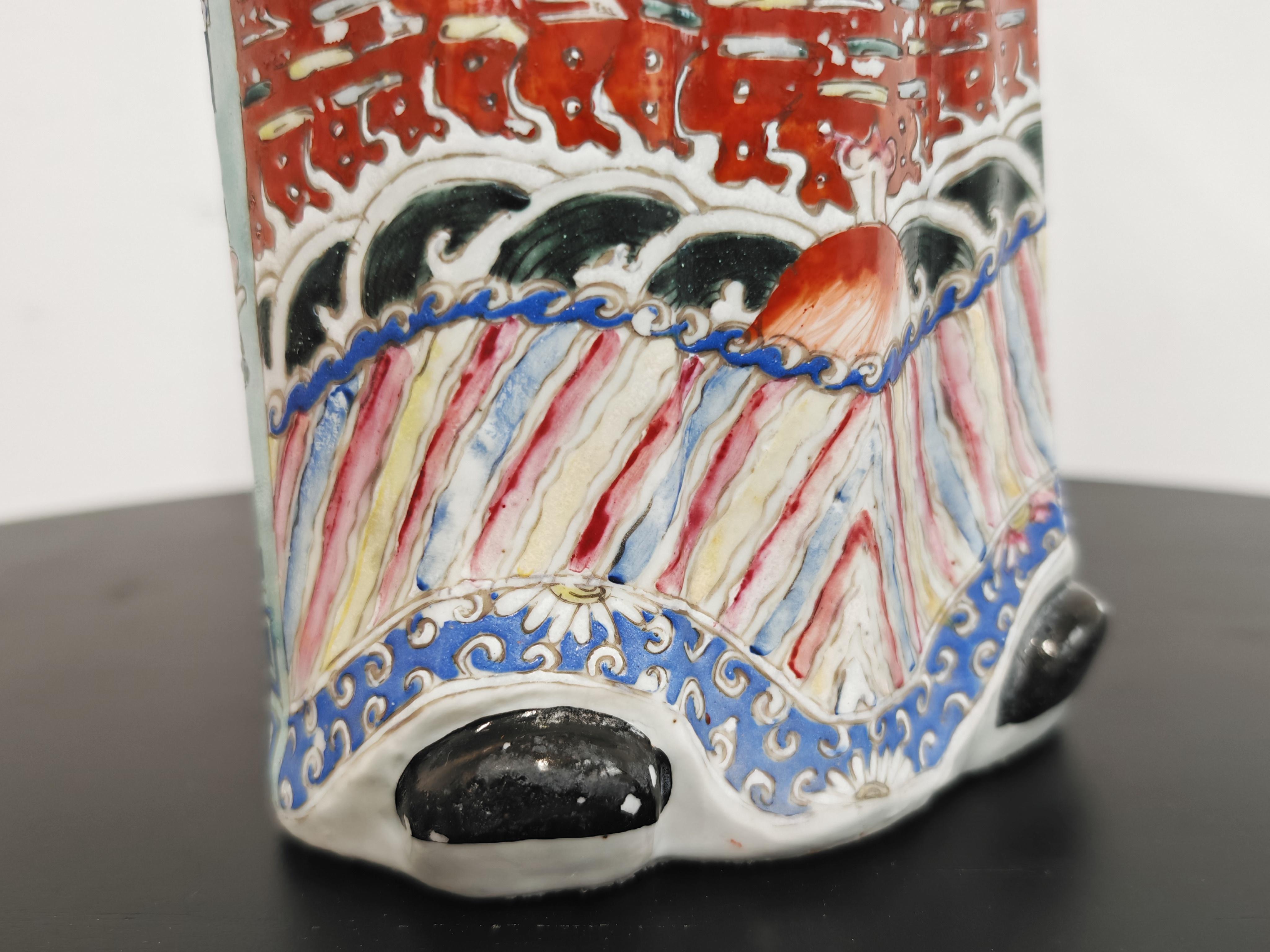 Sculpture ancienne en porcelaine de la famille rose, Immortal Figurine Sculpture, 19e siècle en vente 3