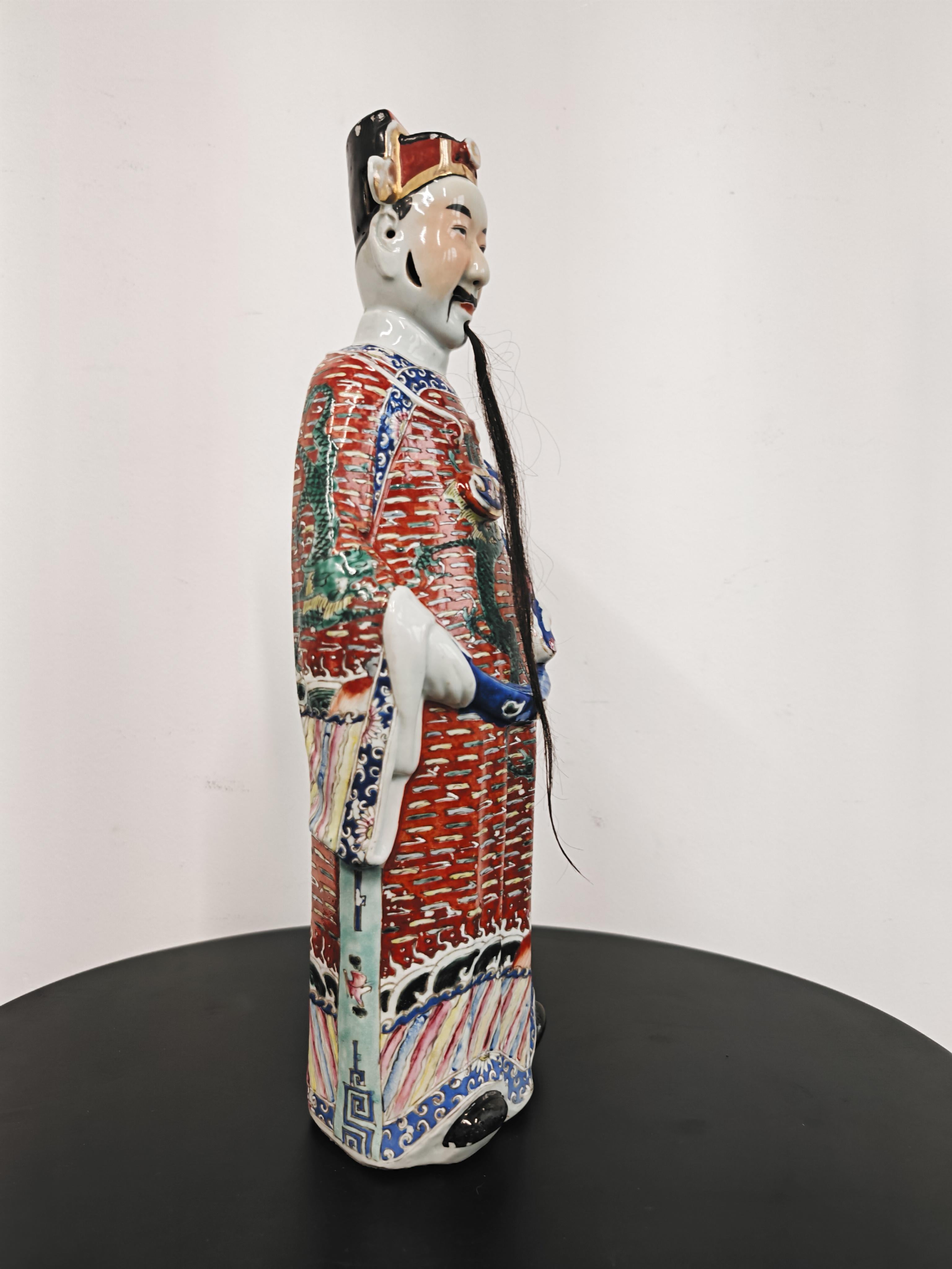 Exportation chinoise Sculpture ancienne en porcelaine de la famille rose, Immortal Figurine Sculpture, 19e siècle en vente