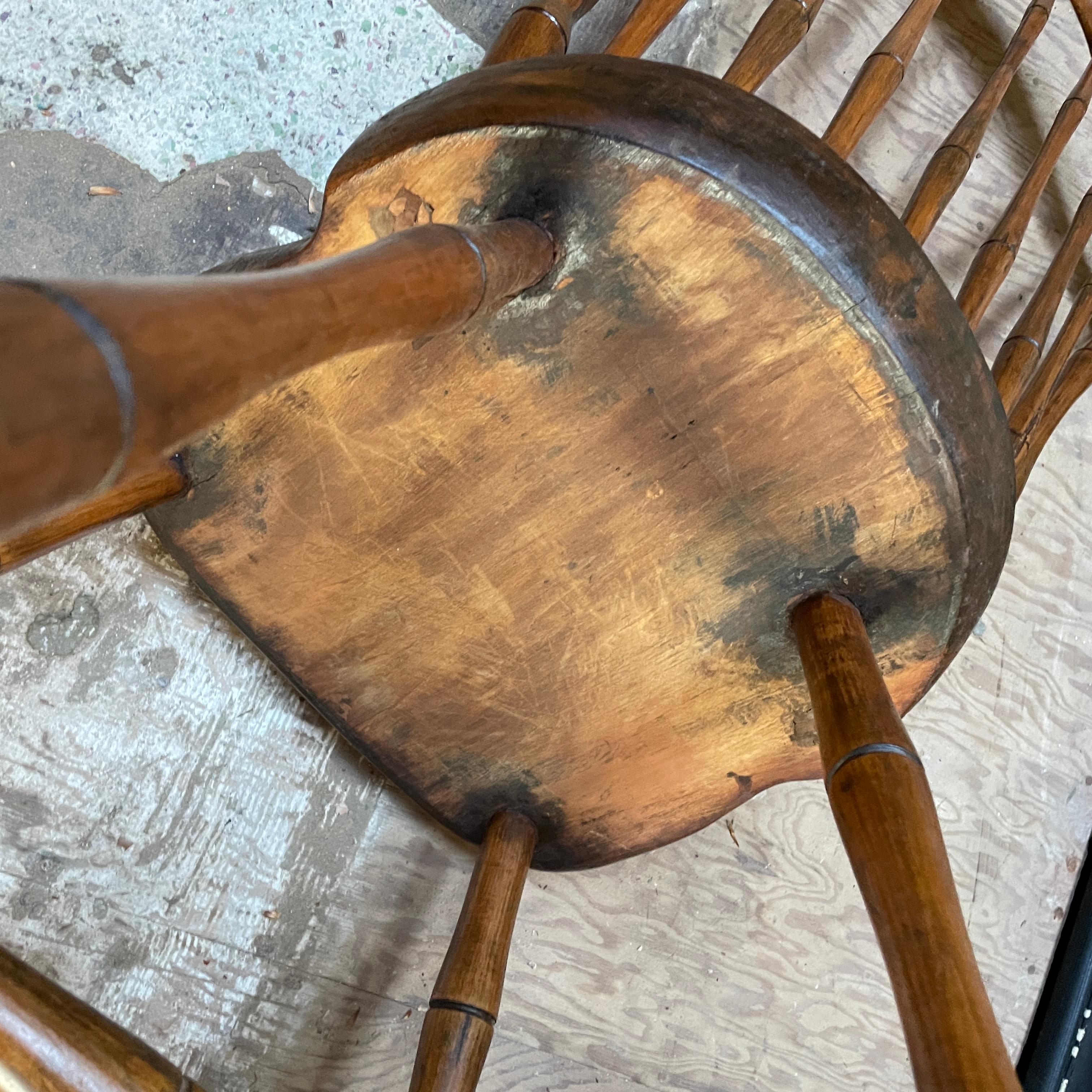 Antiquities Chaise d'appoint à dossier en éventail Siège en selle 1800s Looping Bow Back Dimes en vente 4