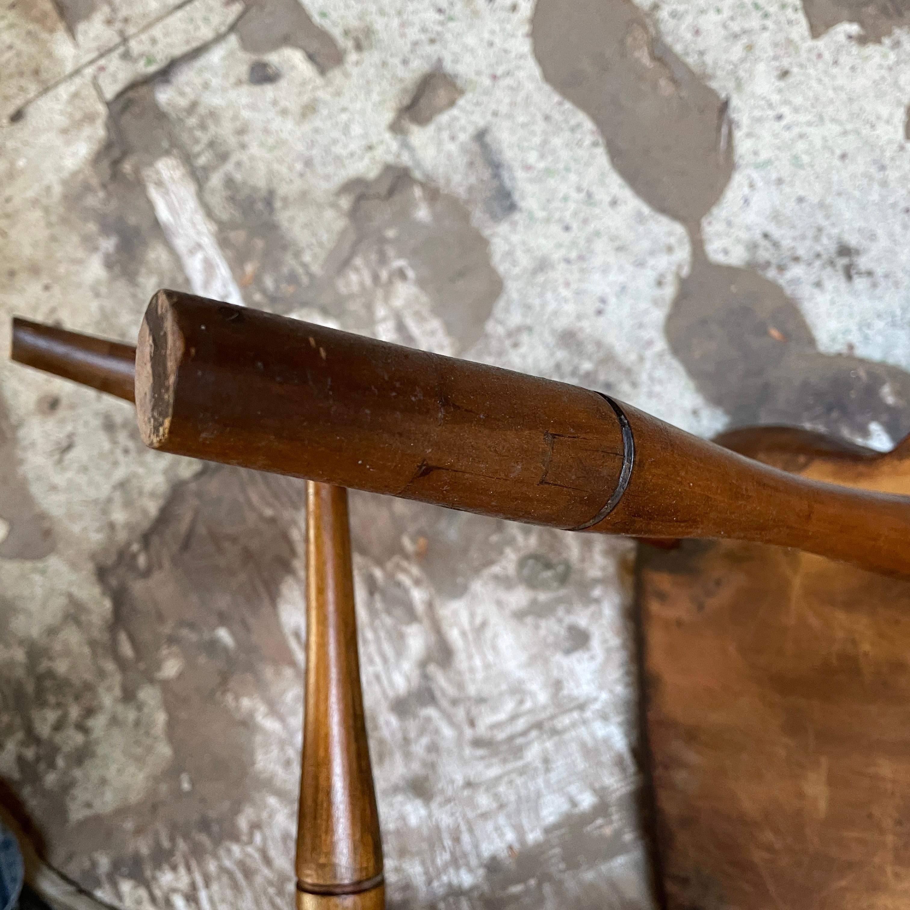 Antiquities Chaise d'appoint à dossier en éventail Siège en selle 1800s Looping Bow Back Dimes en vente 6