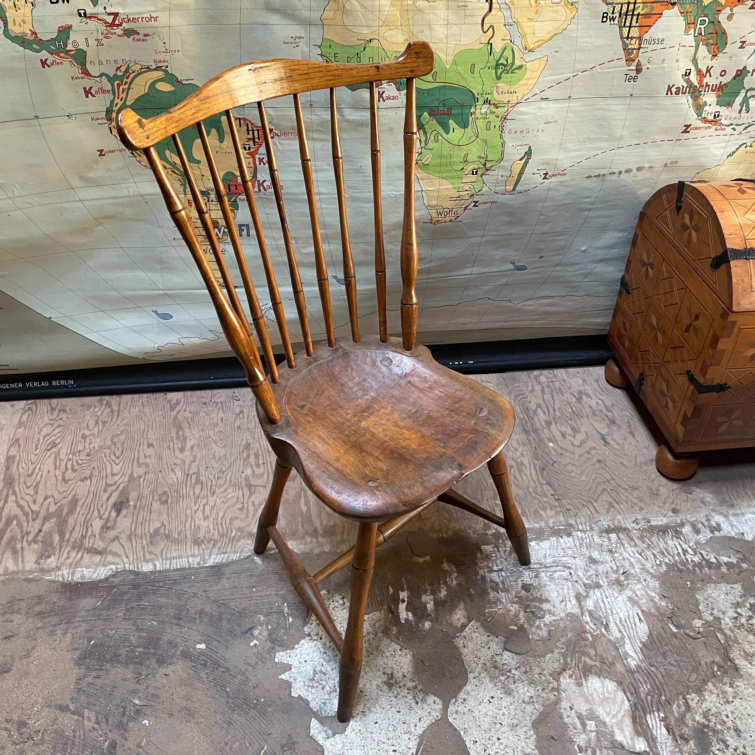 Colonial américain Antiquities Chaise d'appoint à dossier en éventail Siège en selle 1800s Looping Bow Back Dimes en vente