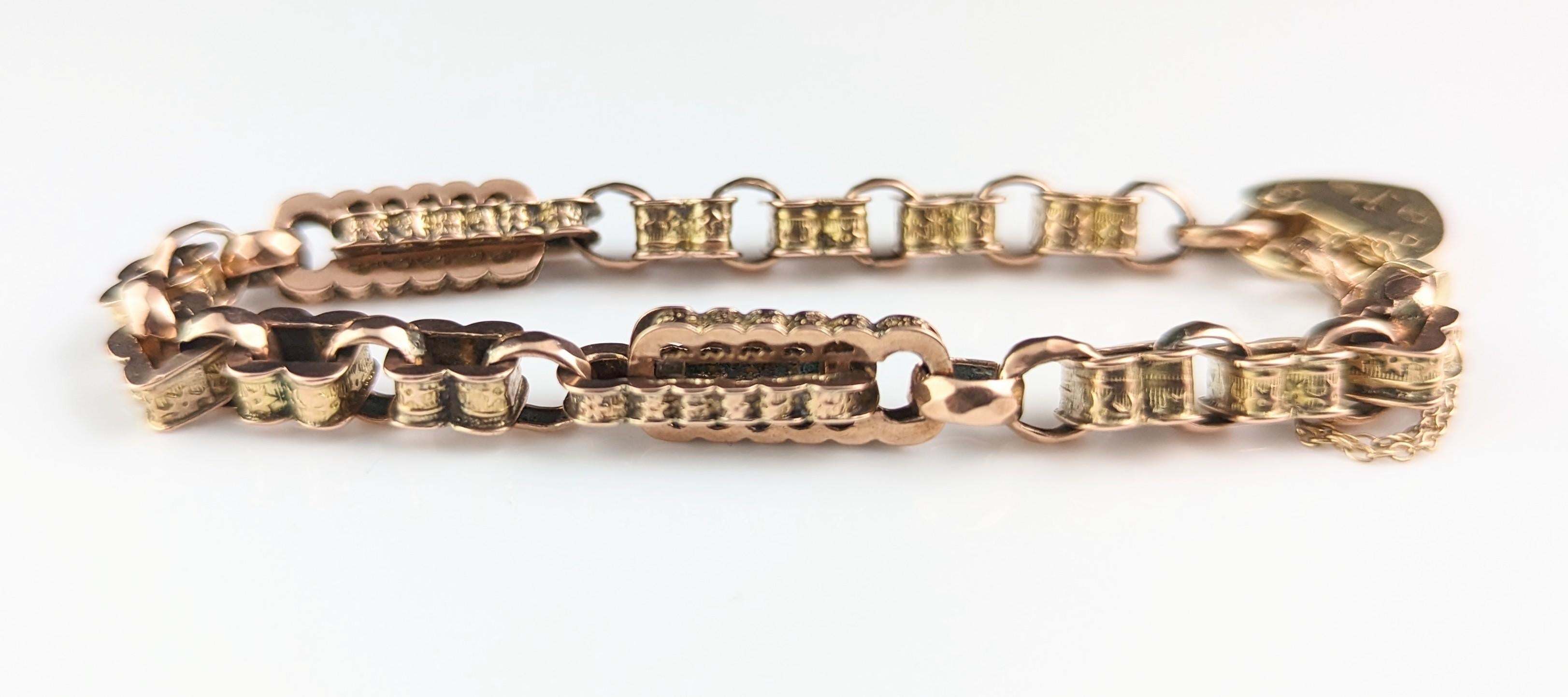 Antique Fancy link Albert chain bracelet, 9k gold, Heart padlock  6