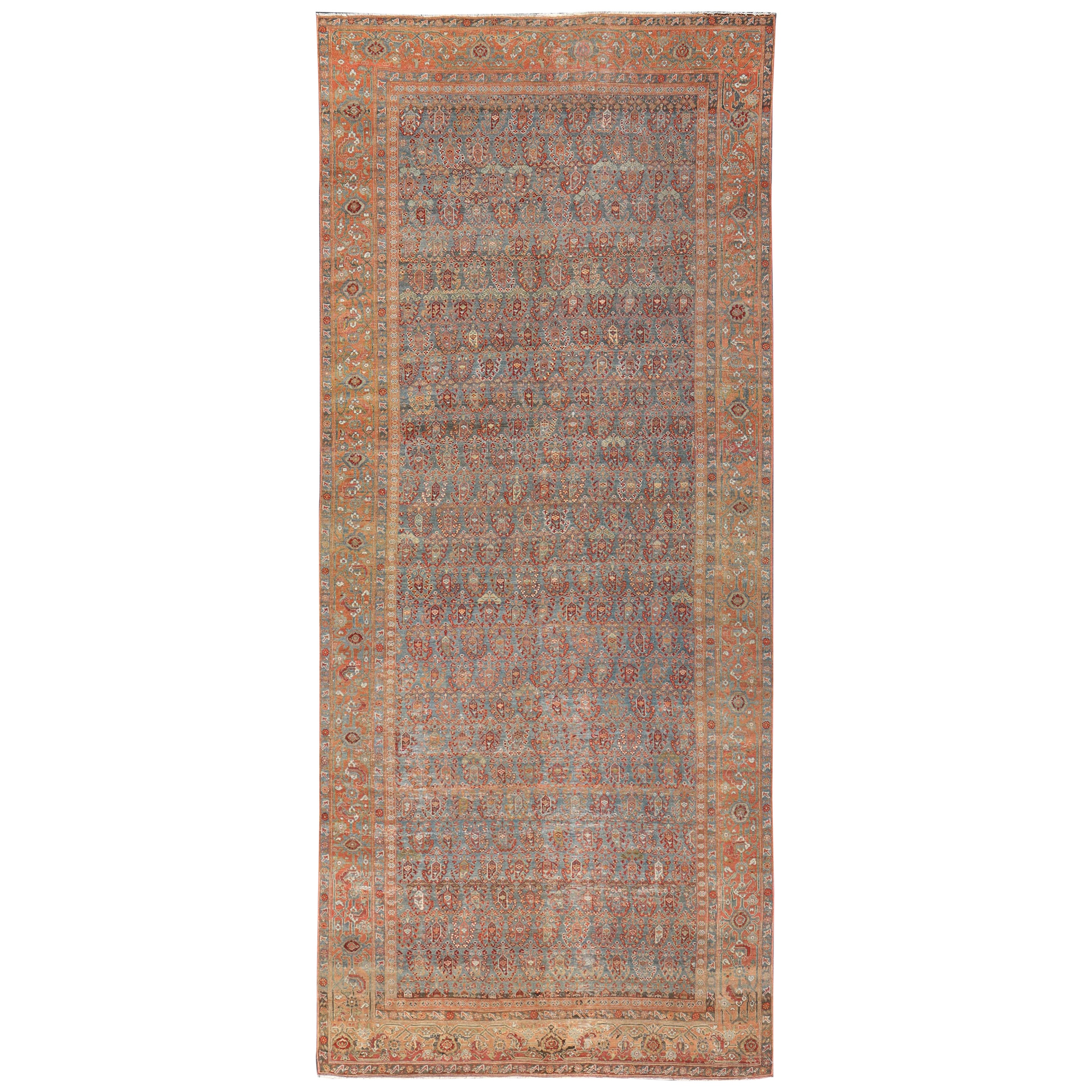 Tappeto persiano antico Faraghan Gallery con disegno geometrico Paisley all over in vendita