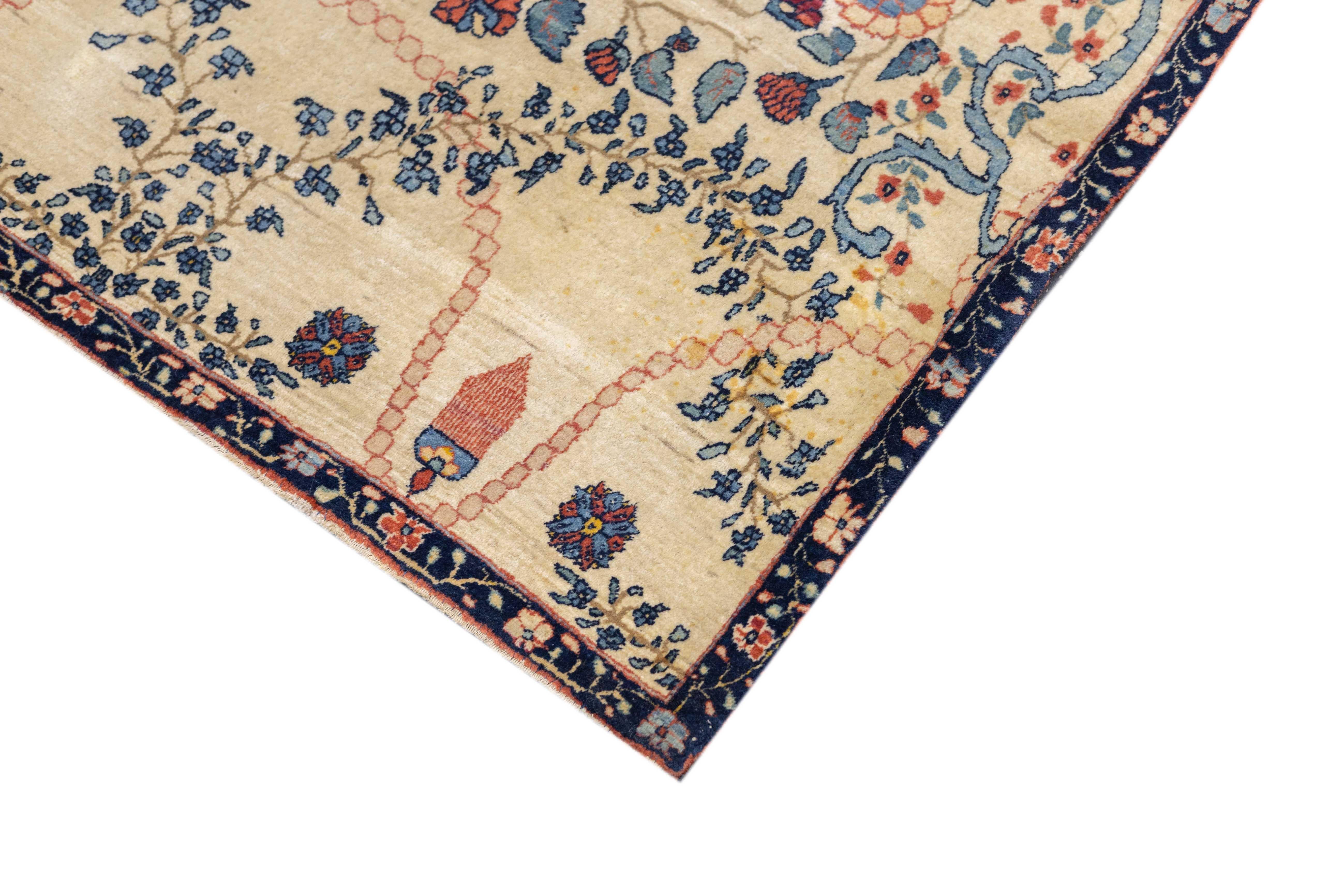 Hand-Knotted Antique Farahan Rug 2'8'' x 5'2'' For Sale