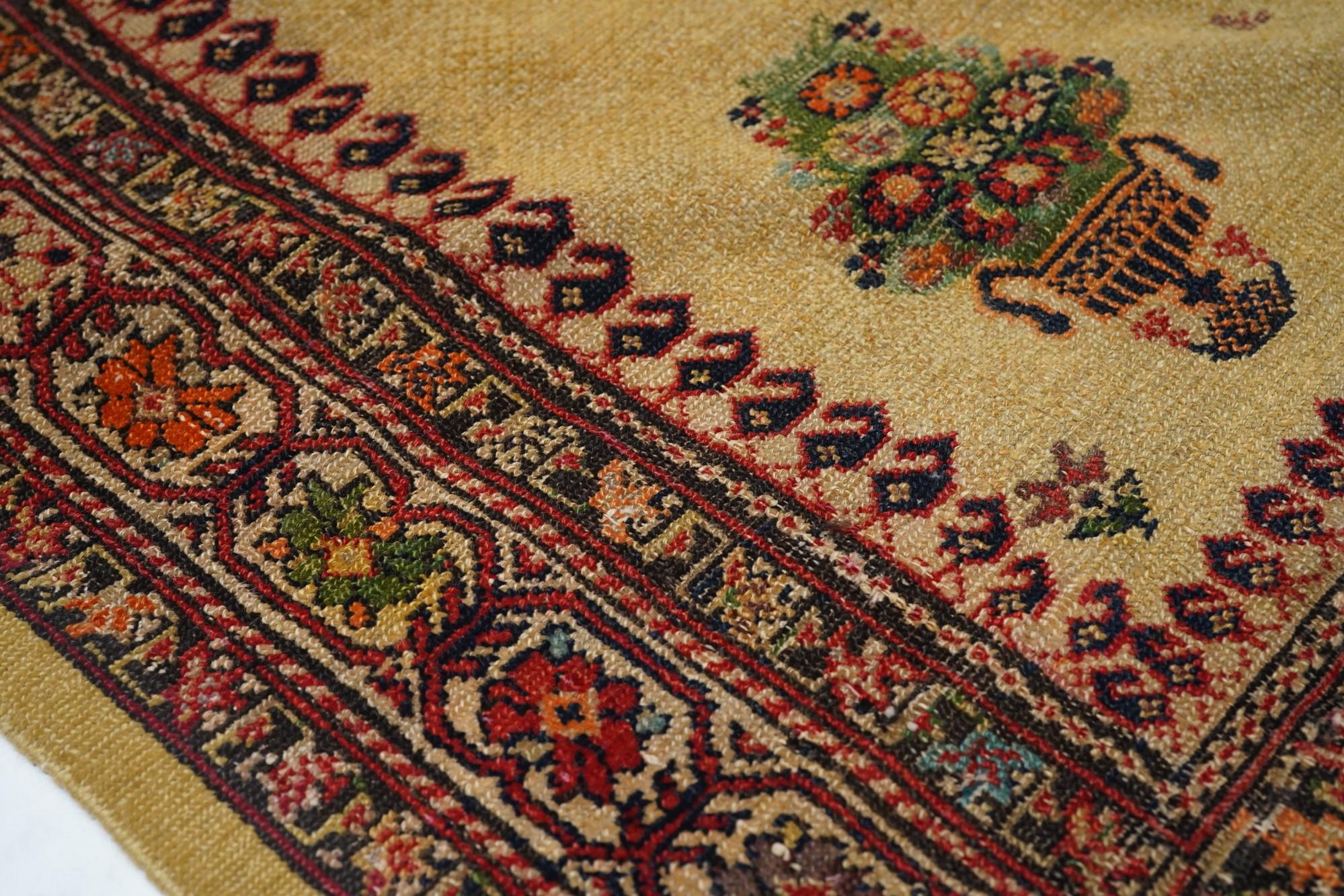 Late 19th Century Antique Farahan Rug For Sale