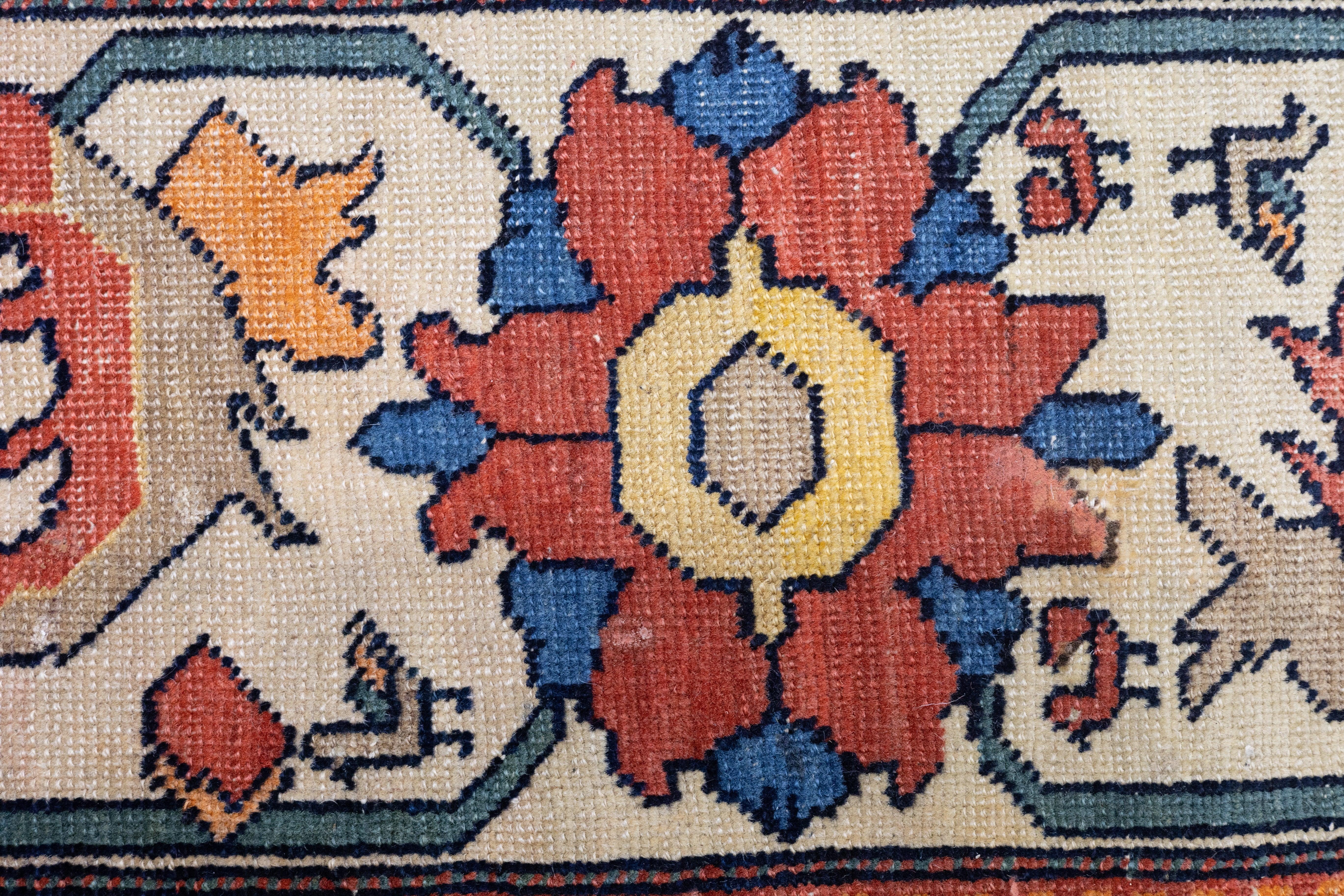 Antique Farahan Rug 4'3'' x 6'9'' For Sale 1