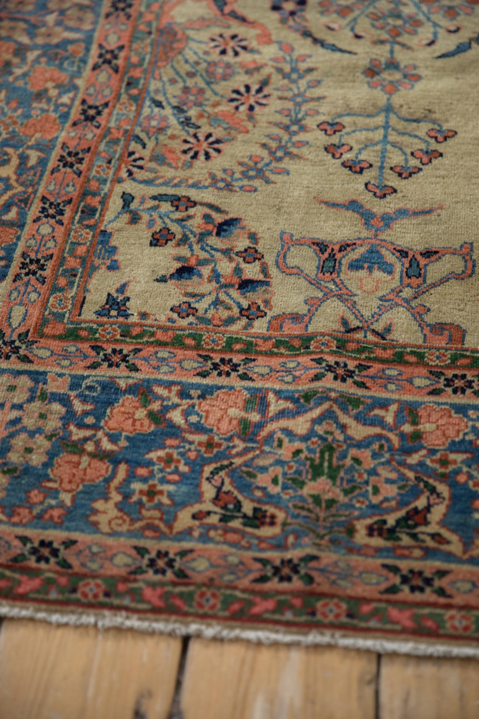 Antique Farahan Sarouk Carpet For Sale 1