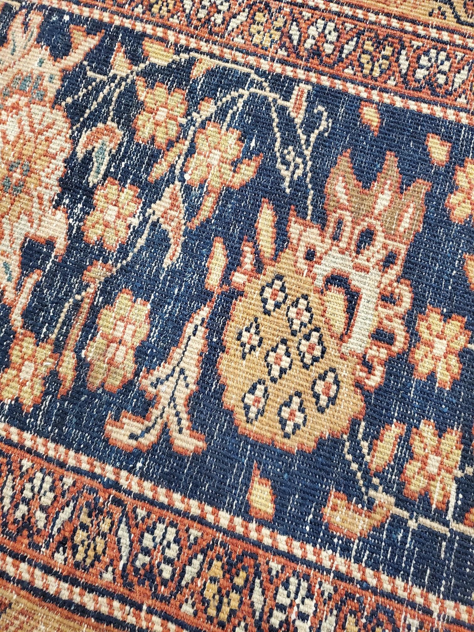 19th Century Antique Farahan Sarouk Carpet, Handmade Oriental Rug, Ivory, Red, Navy, Fine  For Sale