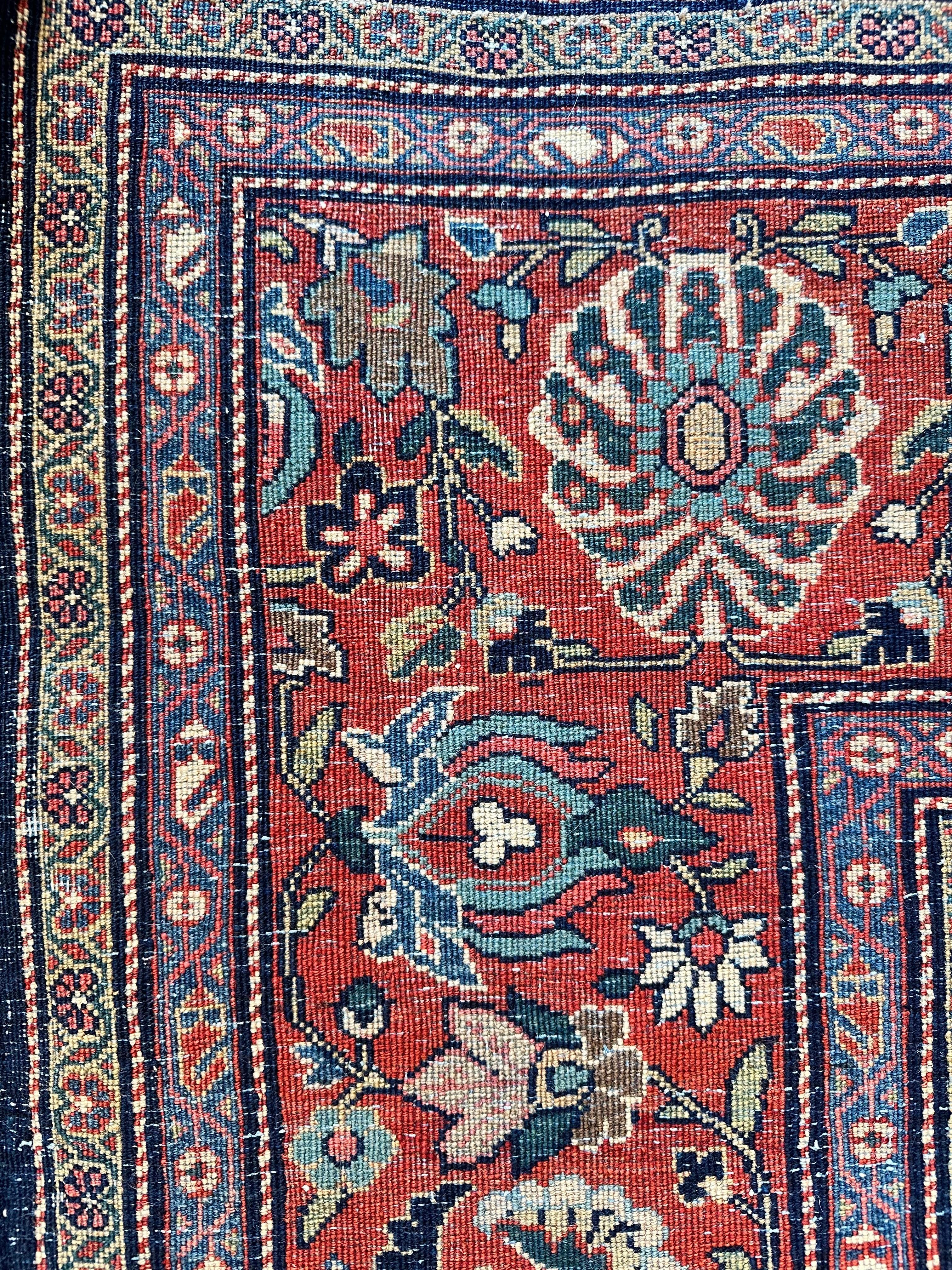 Antiker Farahan Sarouk-Teppich, handgefertigter orientalischer Teppich, marineblau,  Elfenbein, Grün, Rot, Rot im Angebot 4