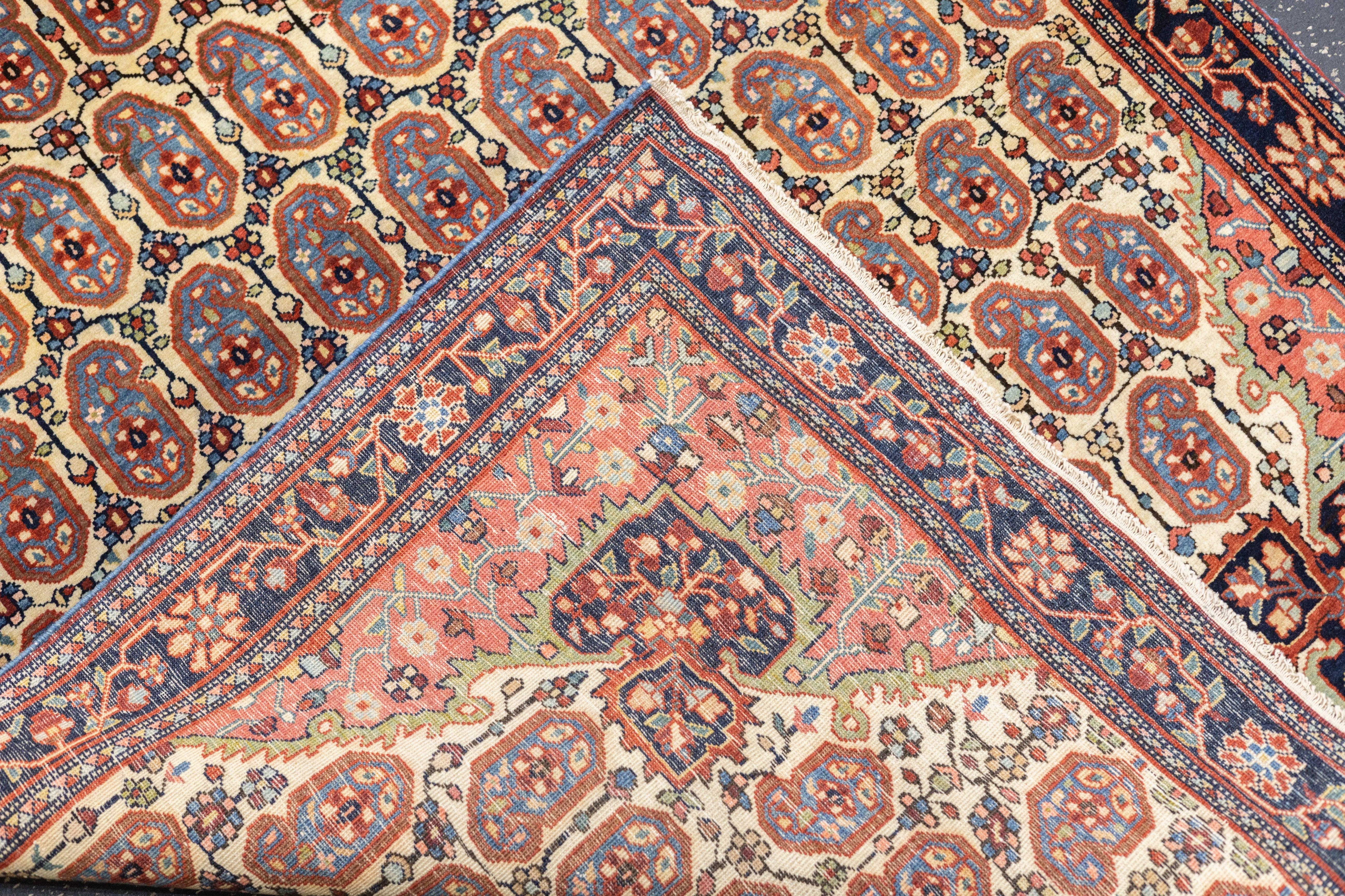 Tappeto antico Sarouk Farahan 3'8'' x 5'0'' in vendita 4