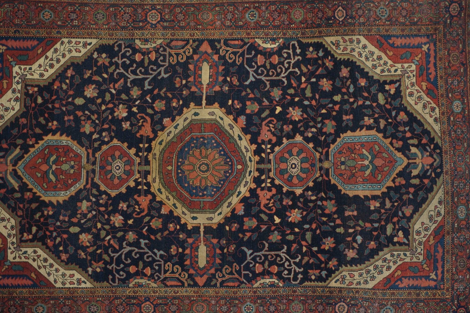 Hand-Knotted Antique Farahan Sarouk Rug 4'0'' x 6'4'' For Sale