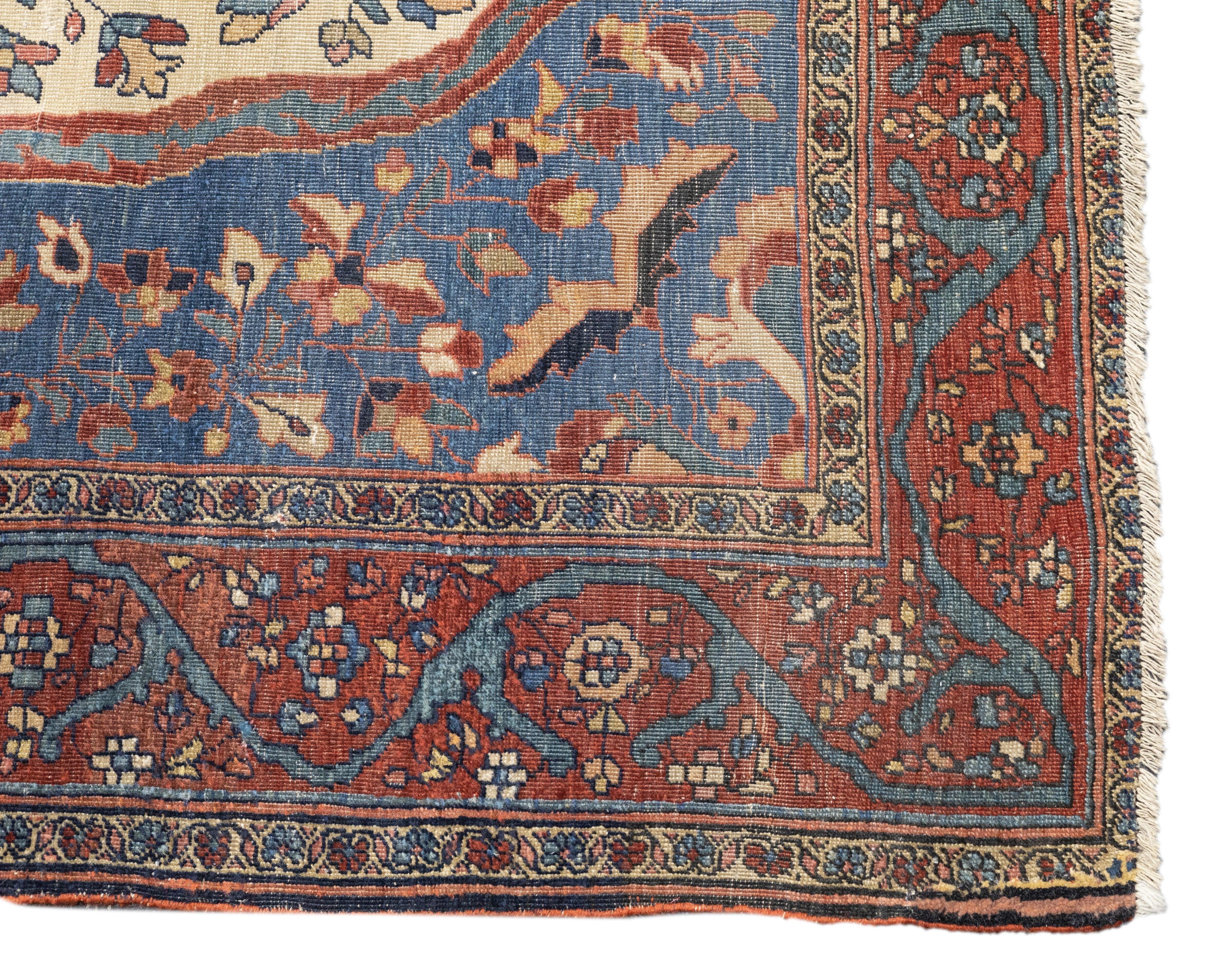 Antiker Farahan Sarouk-Teppich 4'3'' x 6'6'' im Angebot 1