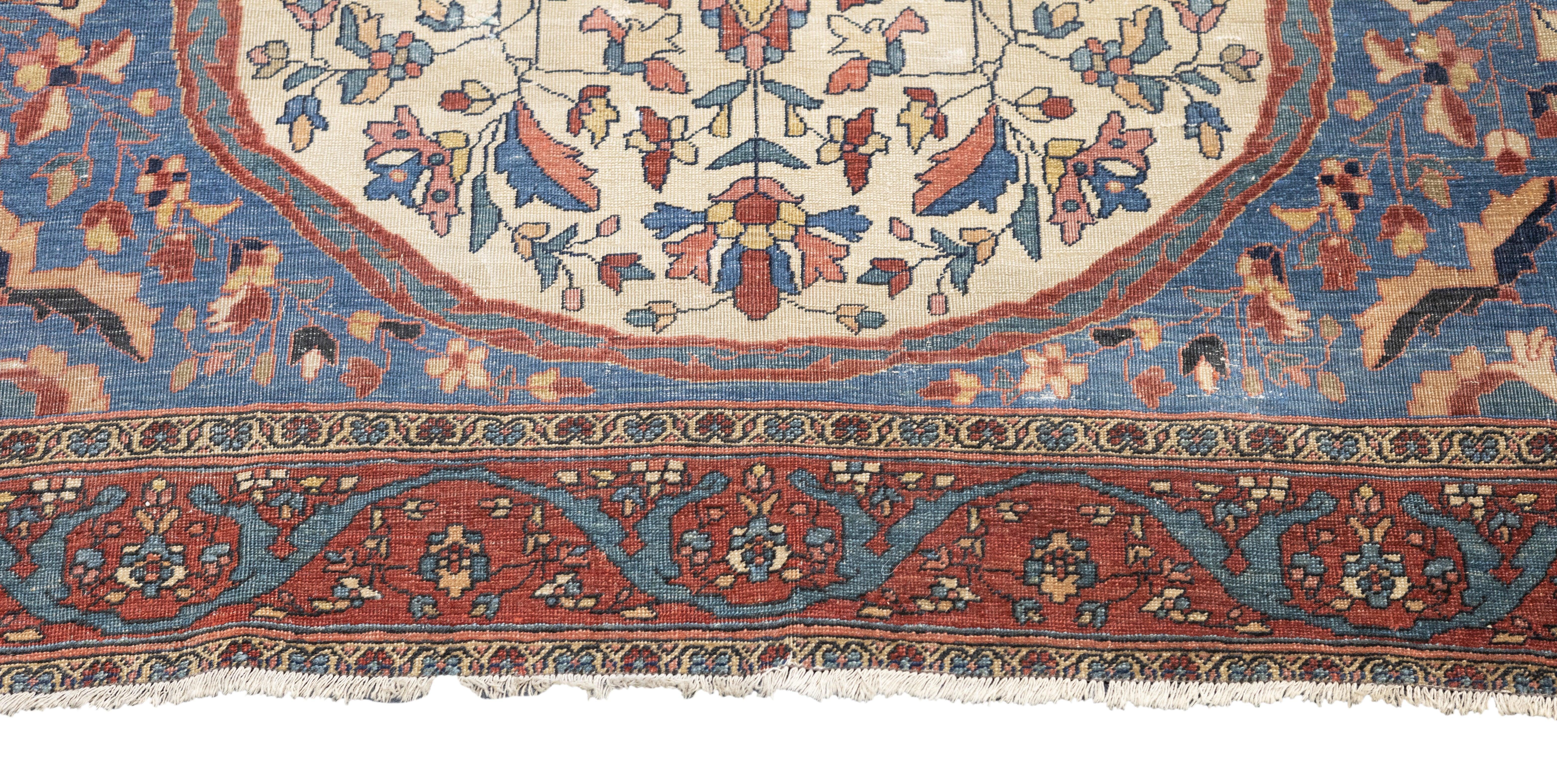 Antiker Farahan Sarouk-Teppich 4'3'' x 6'6'' (Handgeknüpft) im Angebot