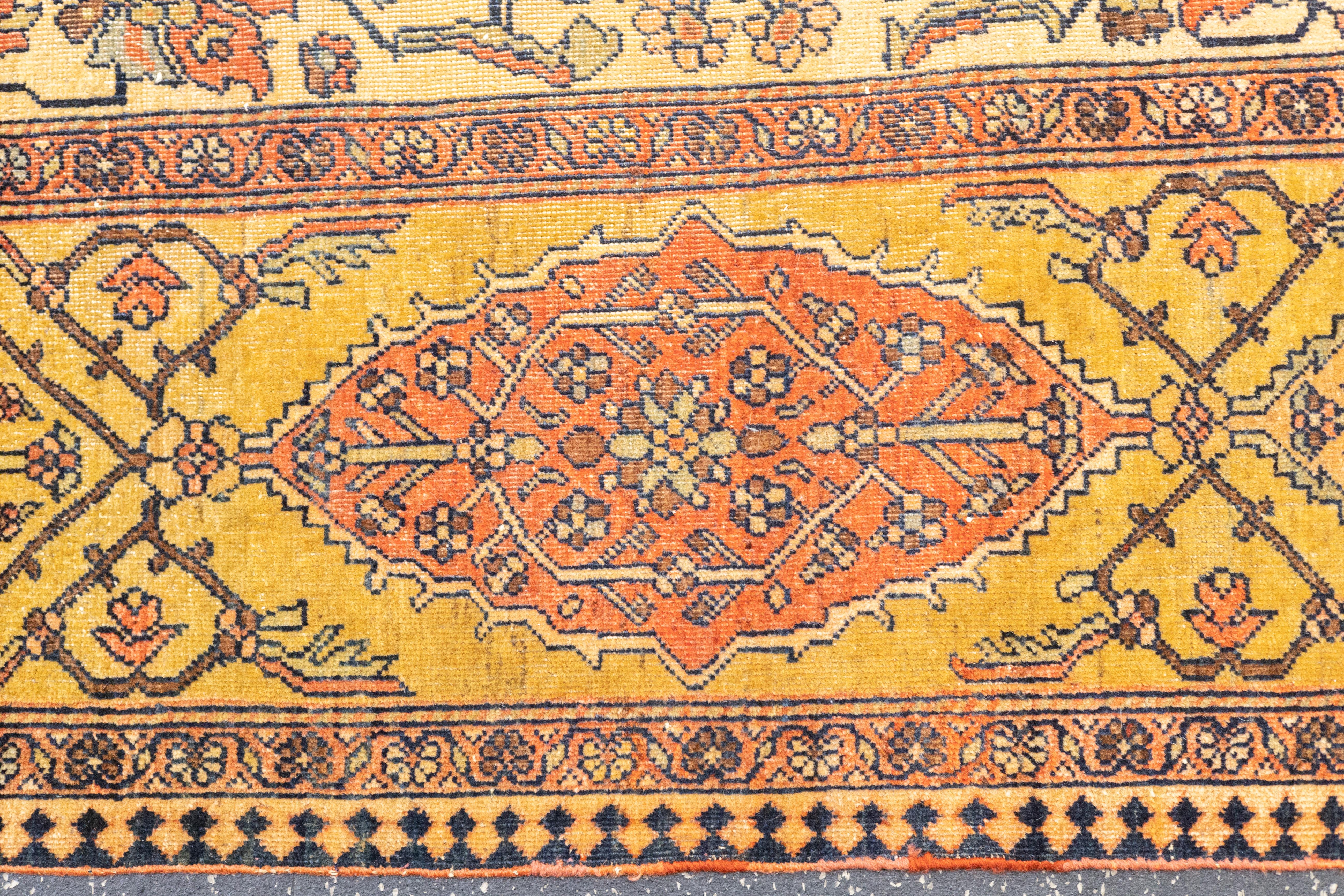 Lana Tappeto antico Sarouk Farahan 8'7'' x 10'5'' in vendita