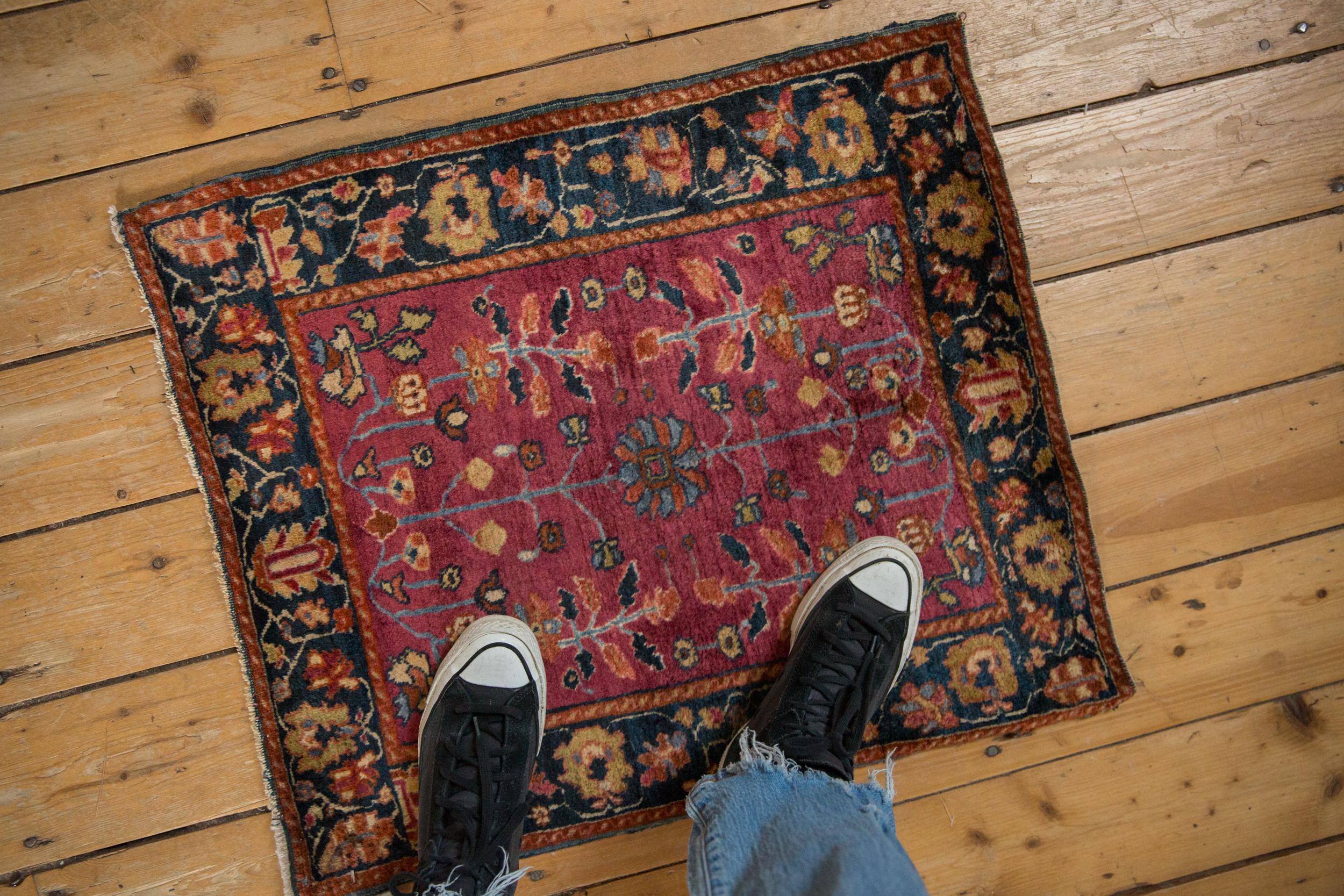Antike Farahan Sarouk Quadratische Teppichmatte (Sarouk Farahan) im Angebot