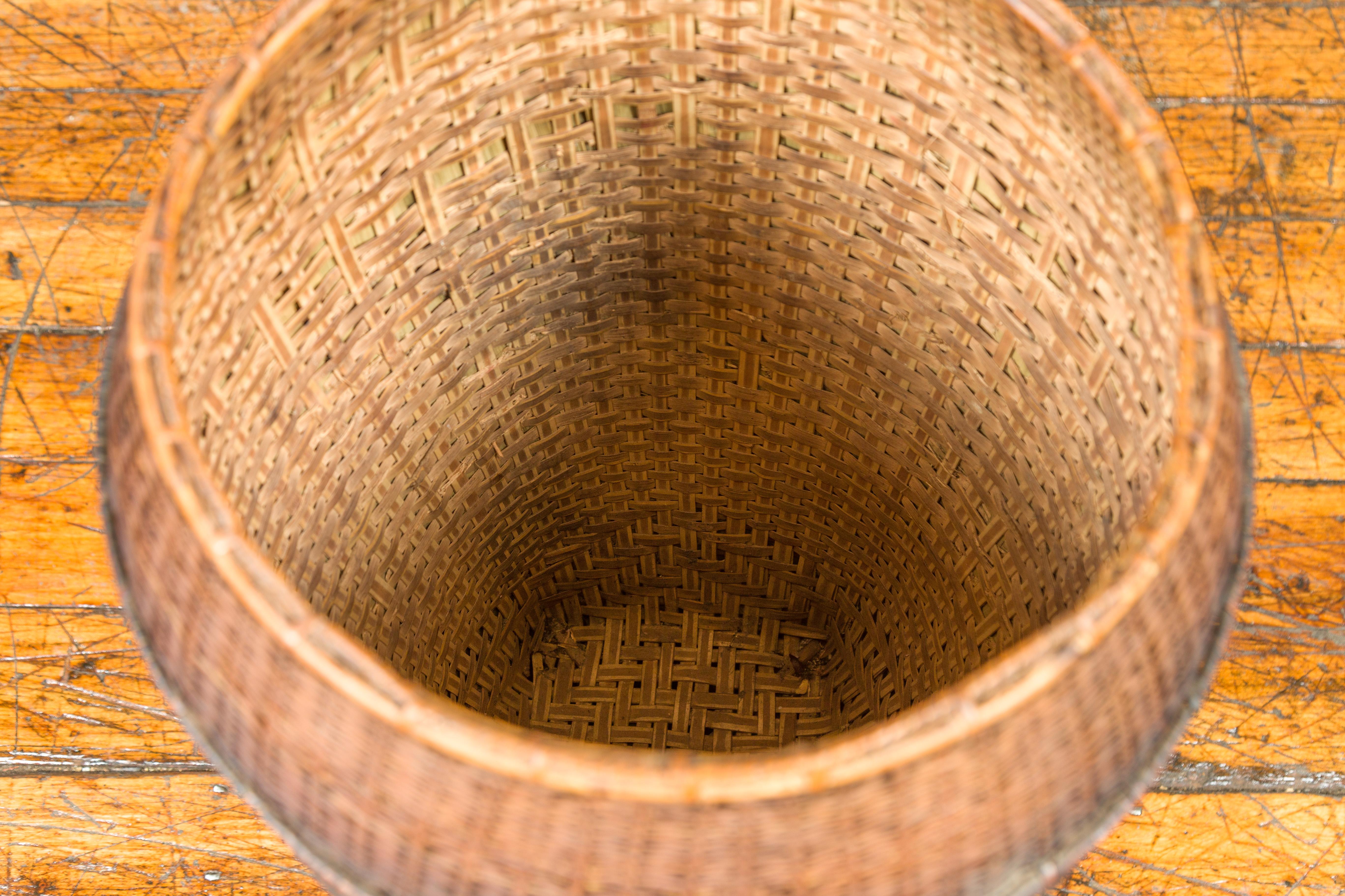 Antique Farmer's Grain Basket with Iridescent Motifs and Weathered Appearance For Sale 3
