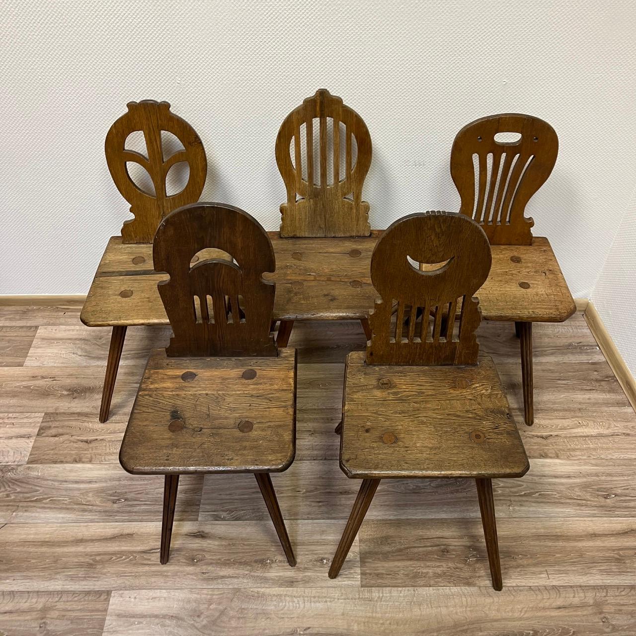Antique farmhouse chairs  German around 1800  oak  5 individual backrests For Sale 9