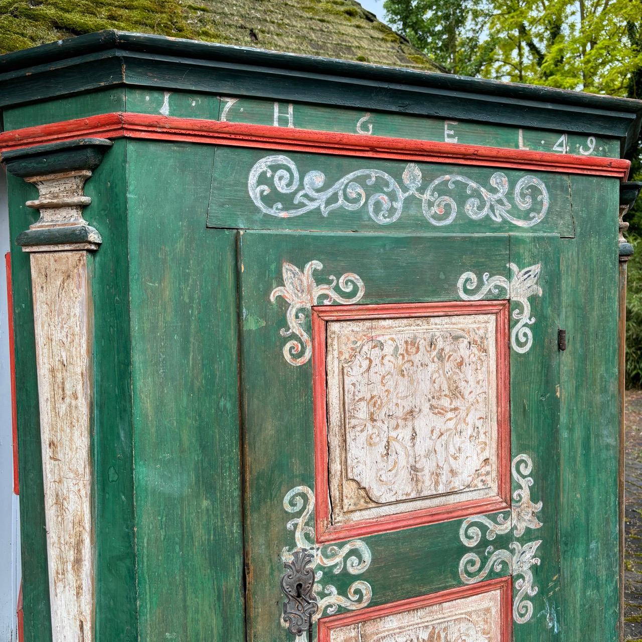 Credenza antica della casa colonica  Tedesco 1749  Rustico  Legno dolce in vendita 6