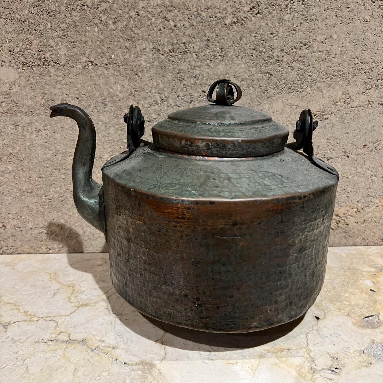 Antique Farmhouse Hammered Copper Tea Kettle For Sale 2