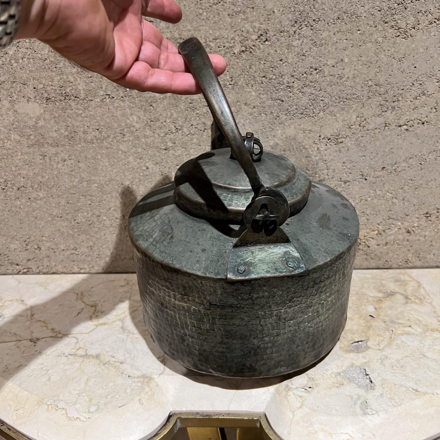 Antique Farmhouse Hammered Copper Tea Kettle For Sale 5